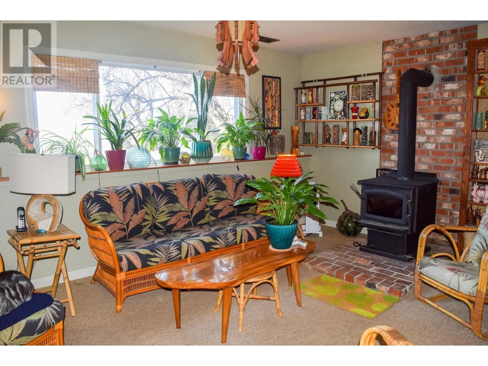 3812 Albrecht Road