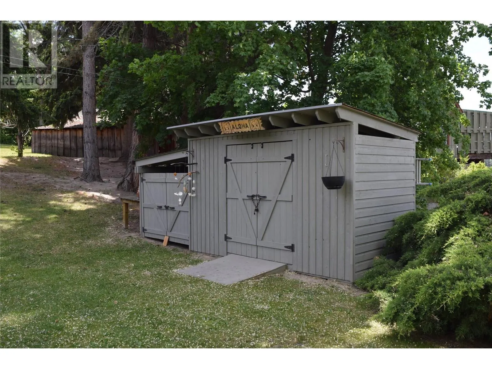 3812 Albrecht Road