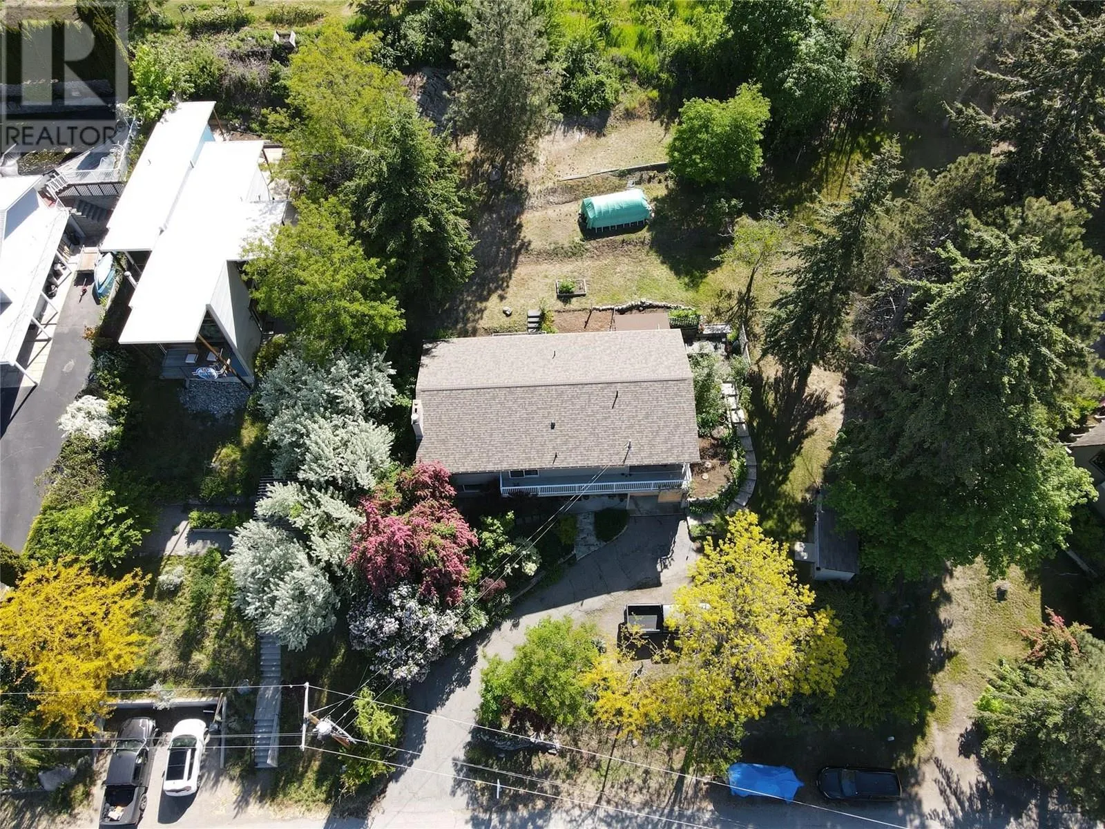 3812 Albrecht Road