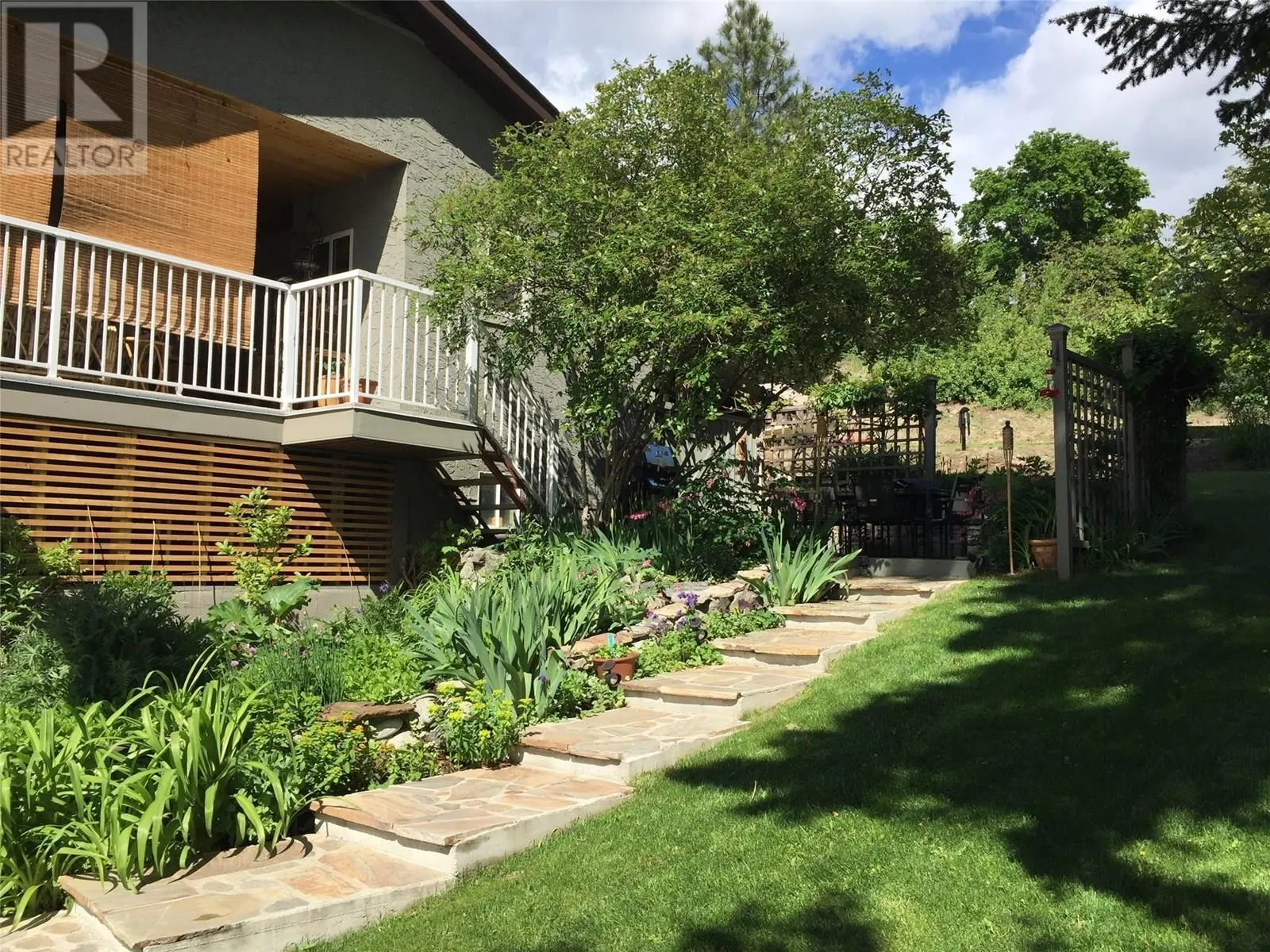 3812 Albrecht Road