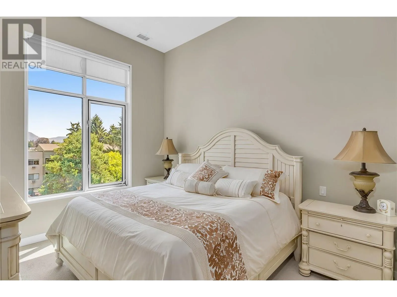 1495 Graham Street Unit# 409
