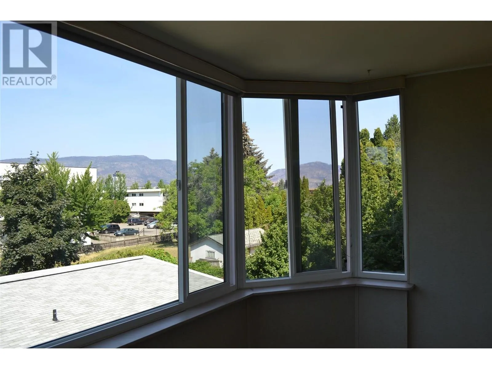 1170 Brookside Avenue Unit# 204