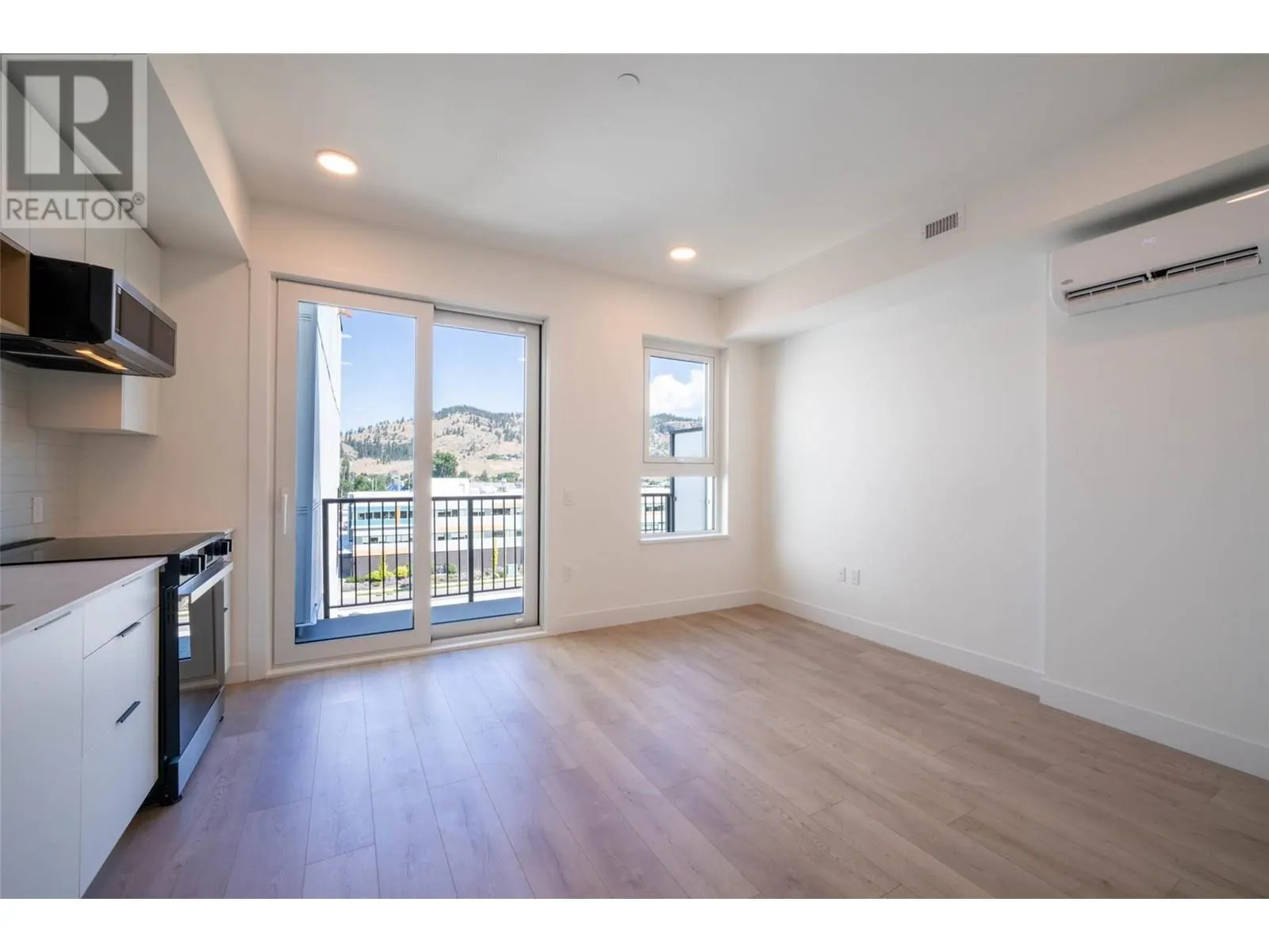 620 Coronation Avenue Unit# 608