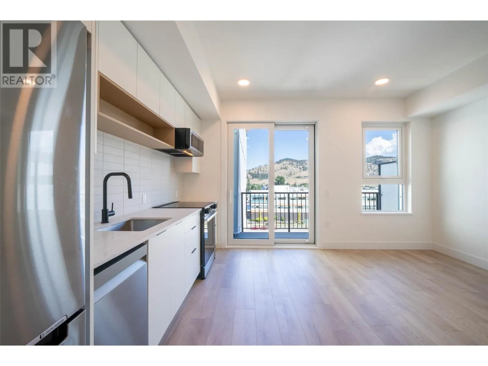 620 Coronation Avenue Unit# 608