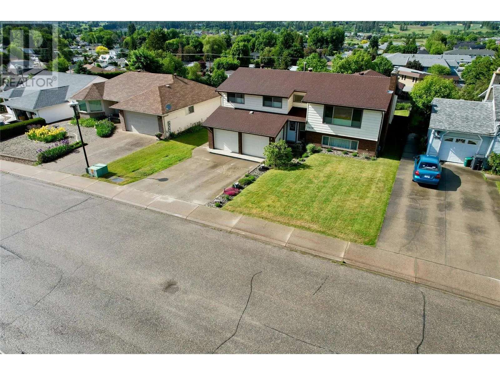 2640 Catherine Crescent