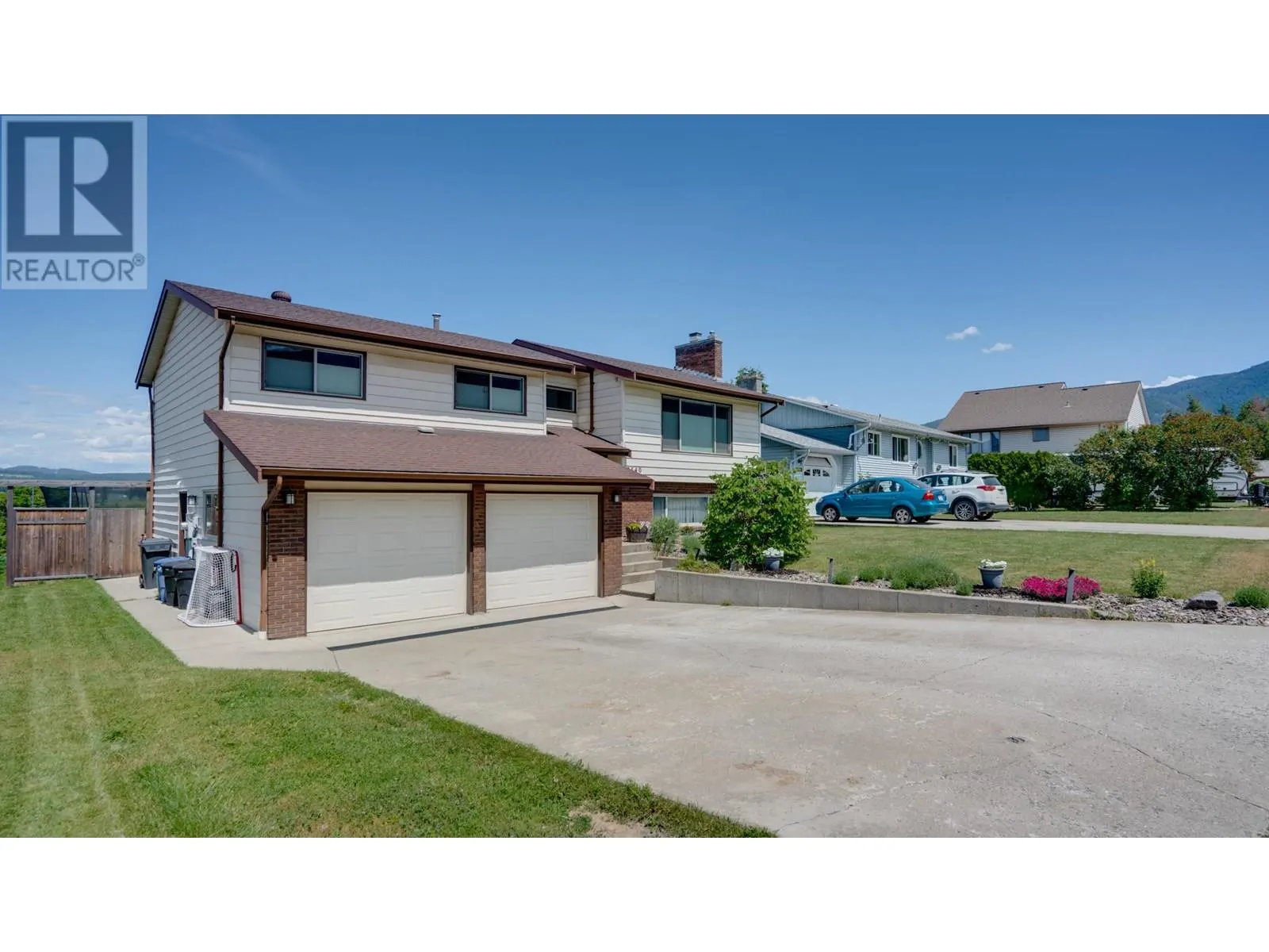 2640 Catherine Crescent