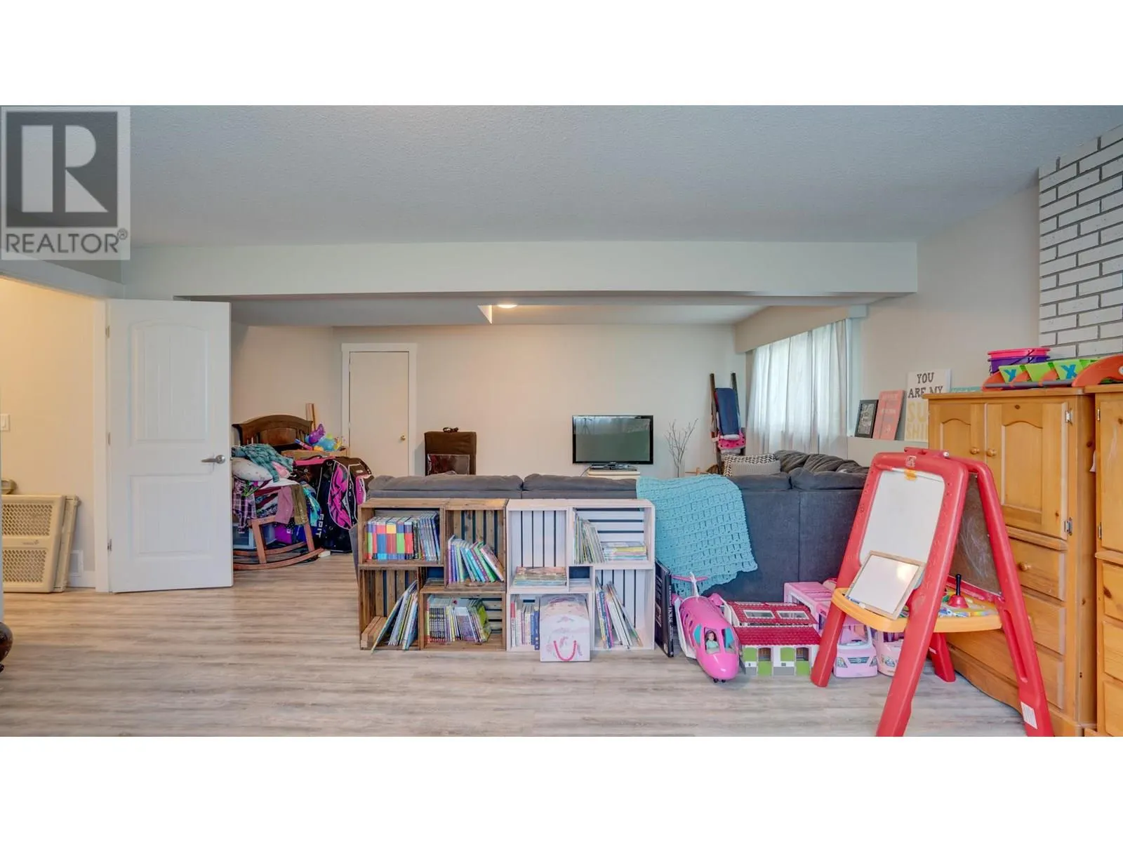 2640 Catherine Crescent
