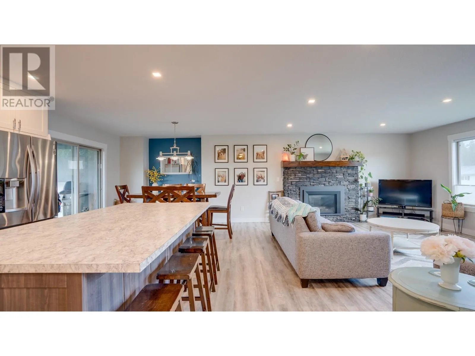 2640 Catherine Crescent
