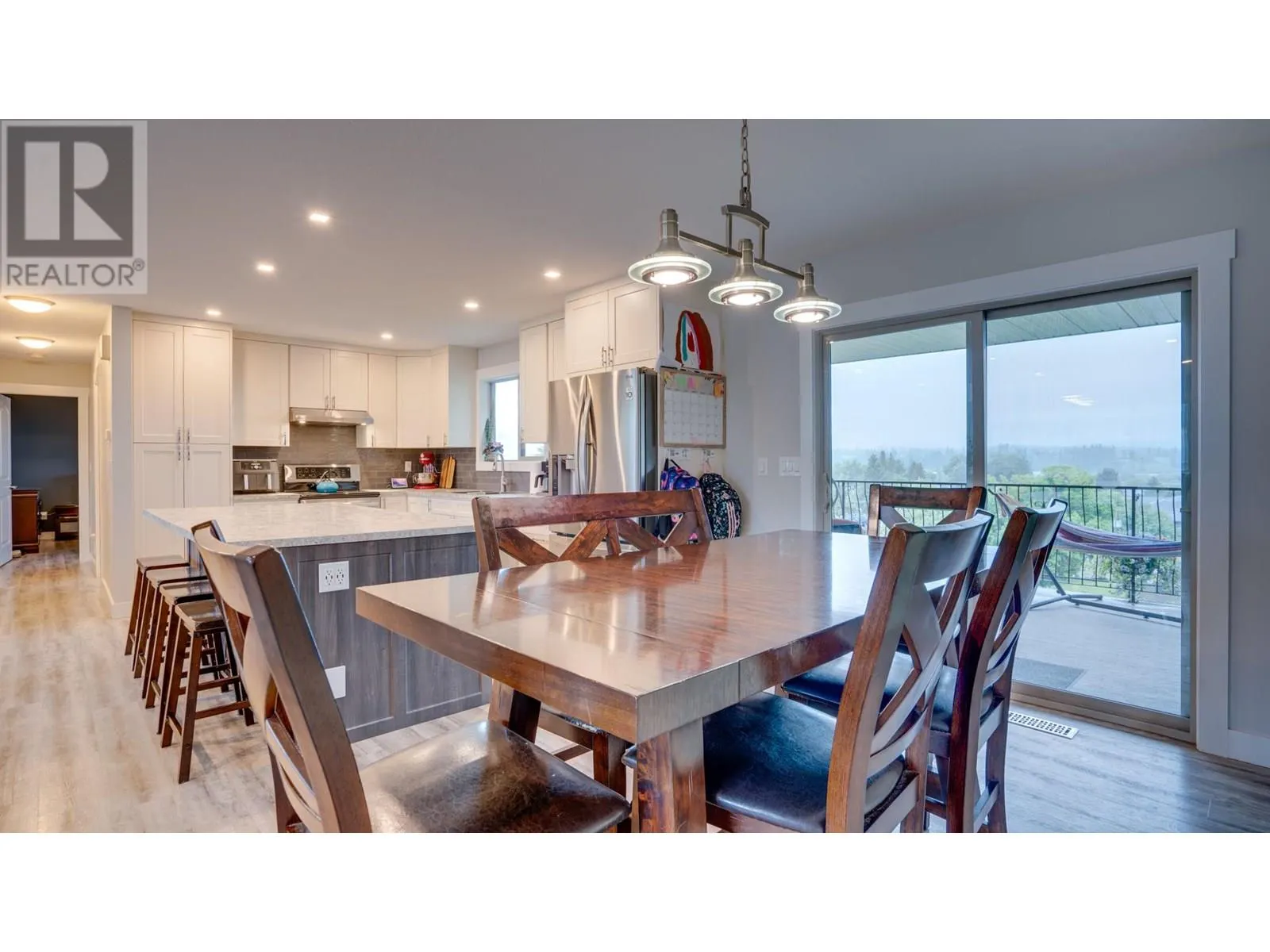 2640 Catherine Crescent