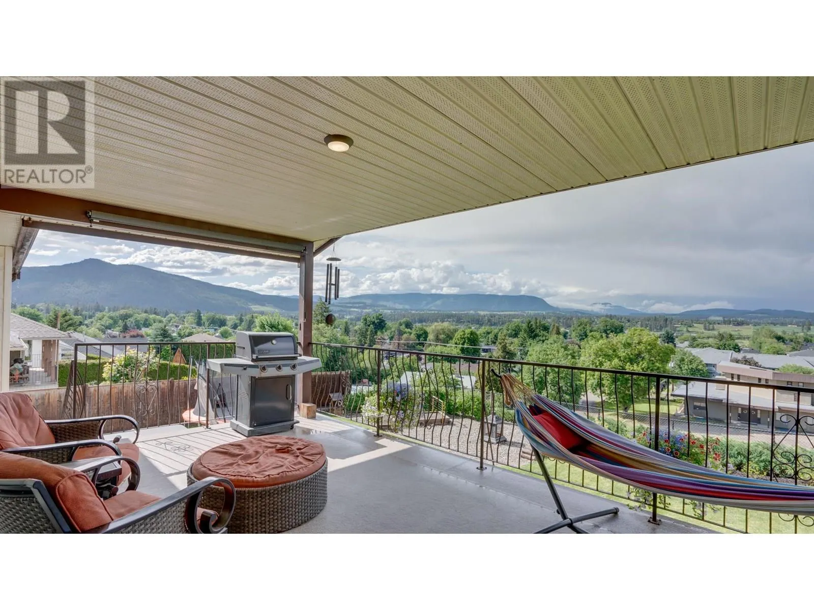2640 Catherine Crescent