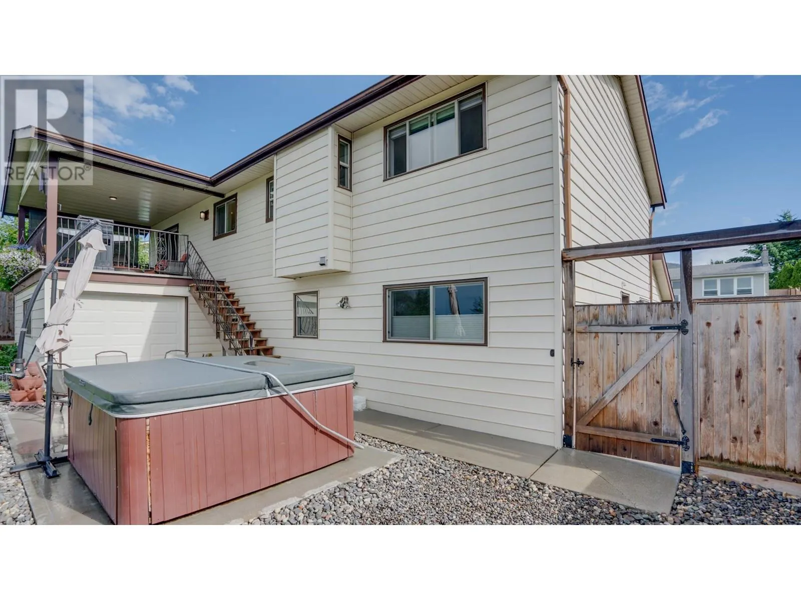 2640 Catherine Crescent