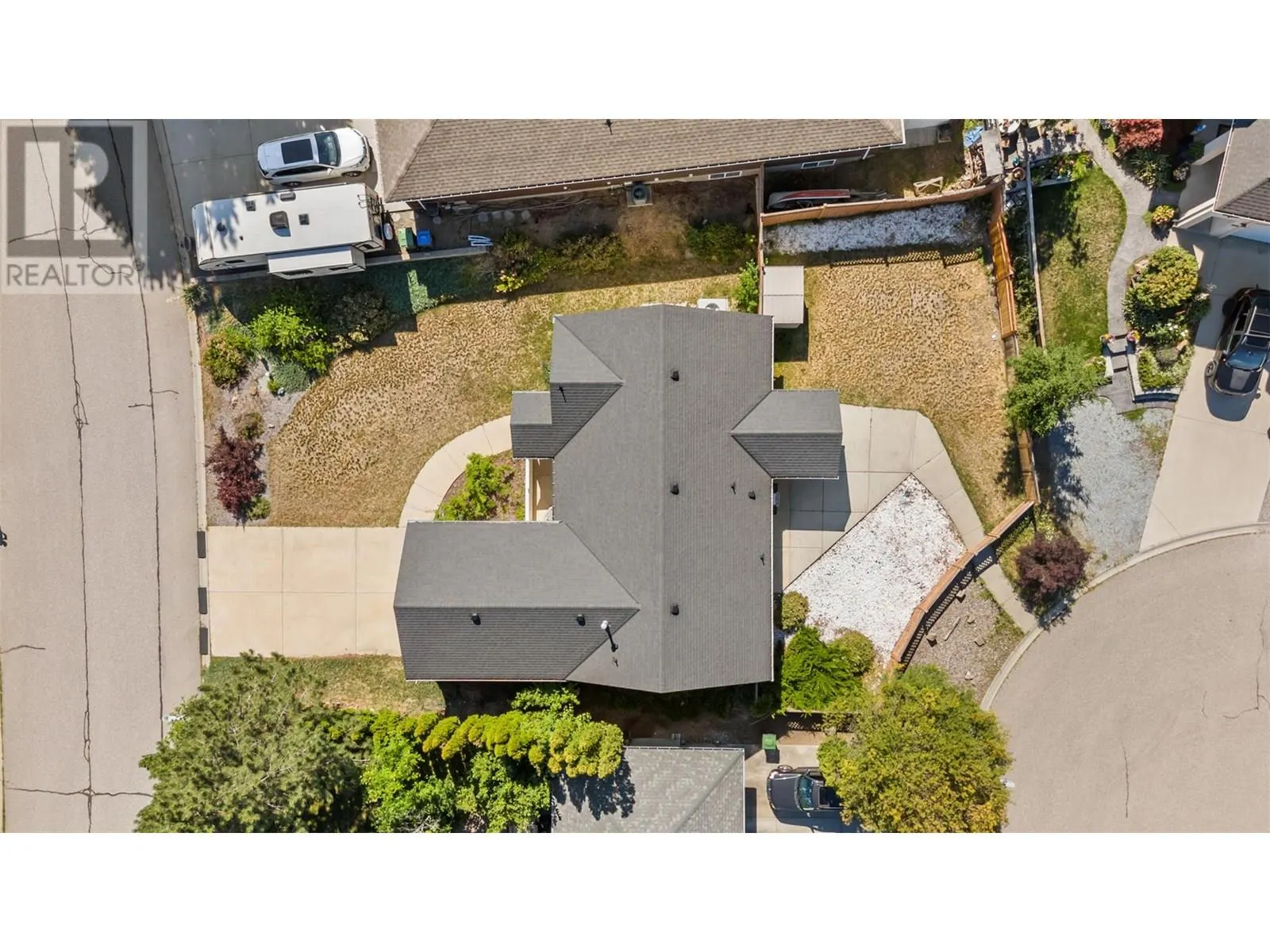 2109 Covington Crescent