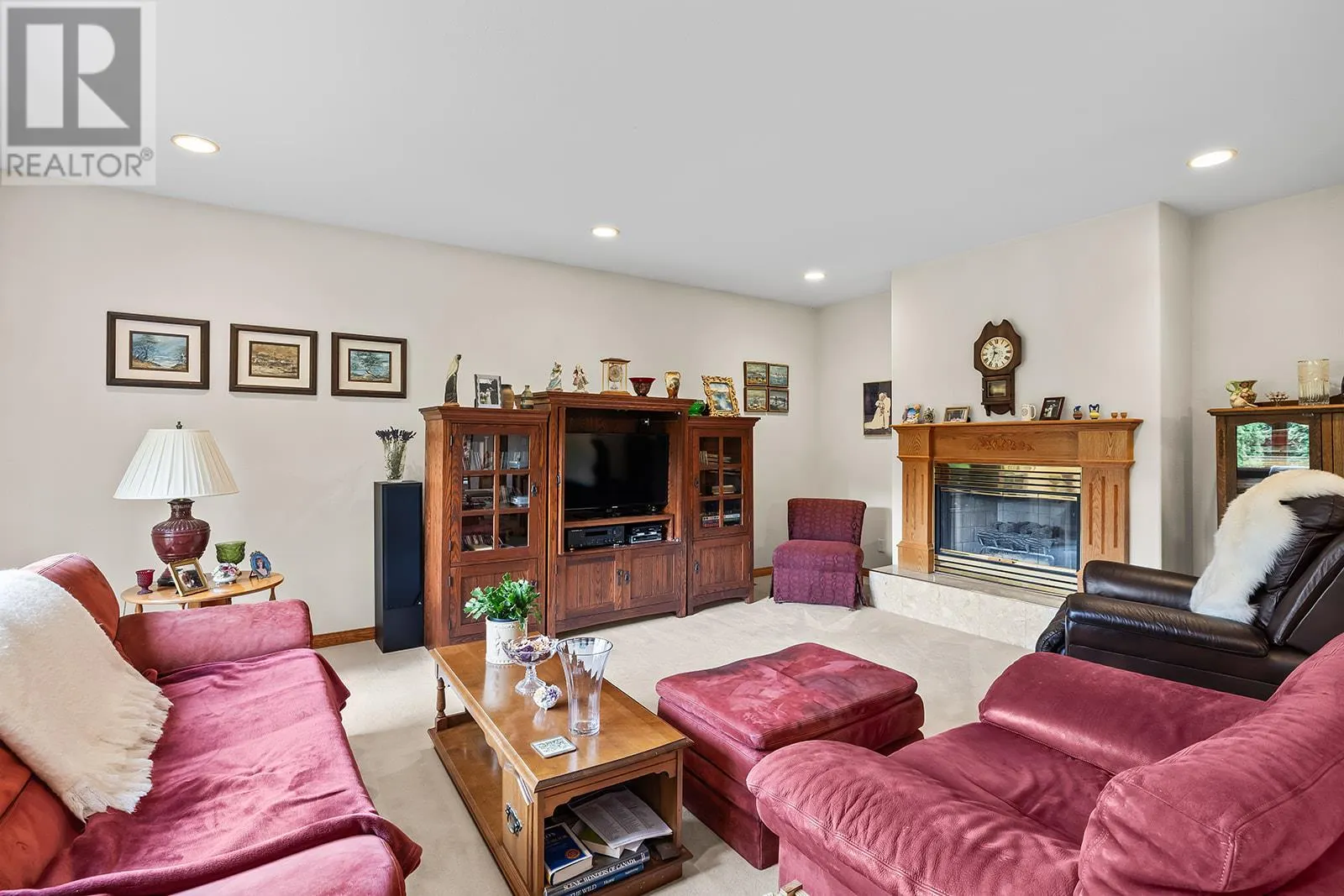 463 Carona Crescent