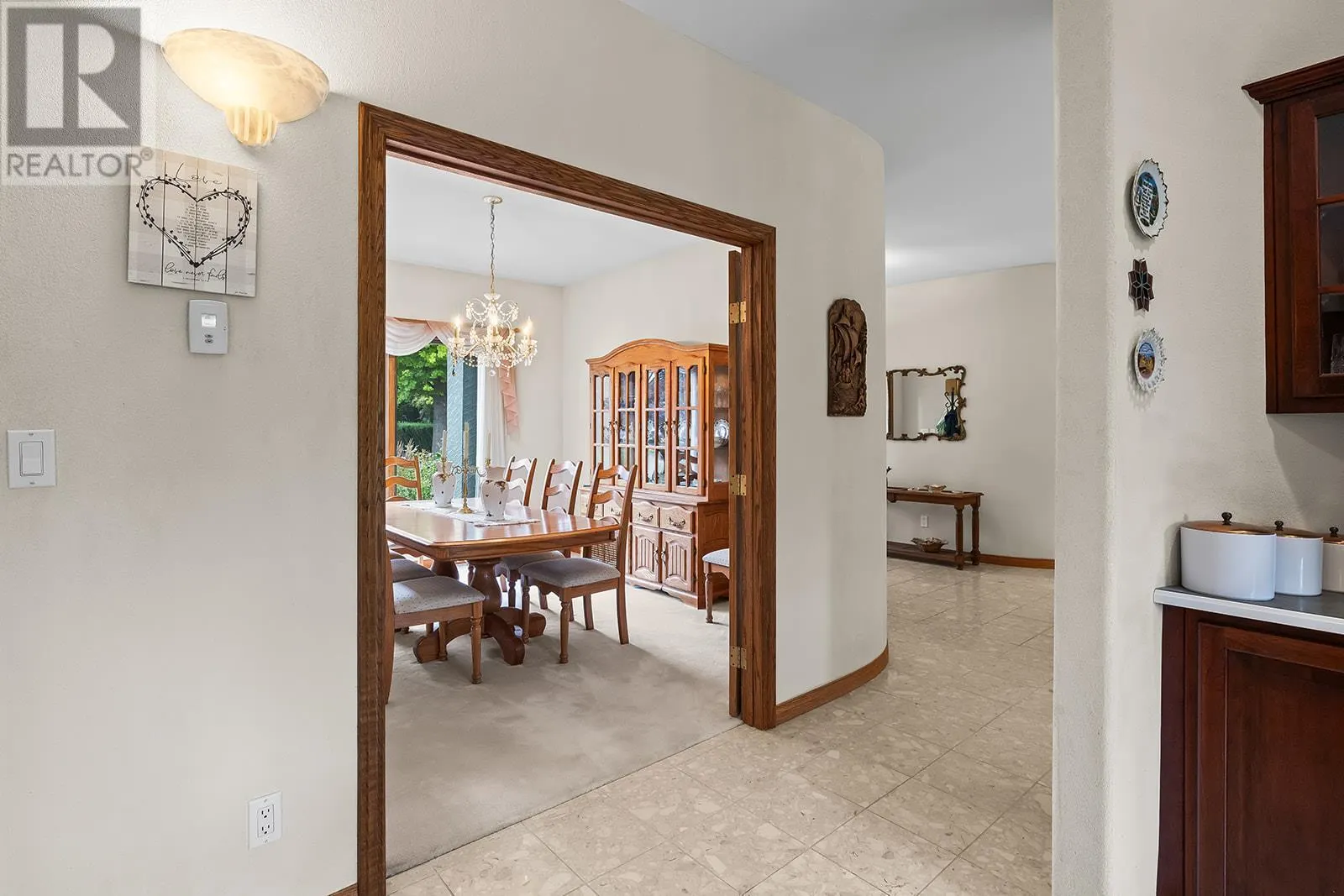 463 Carona Crescent