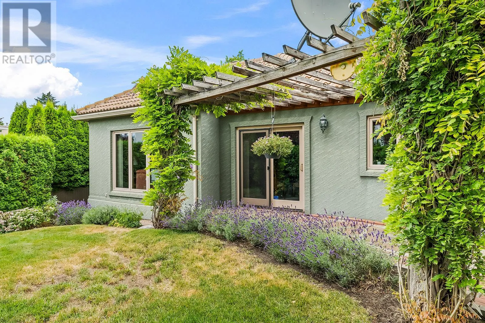 463 Carona Crescent