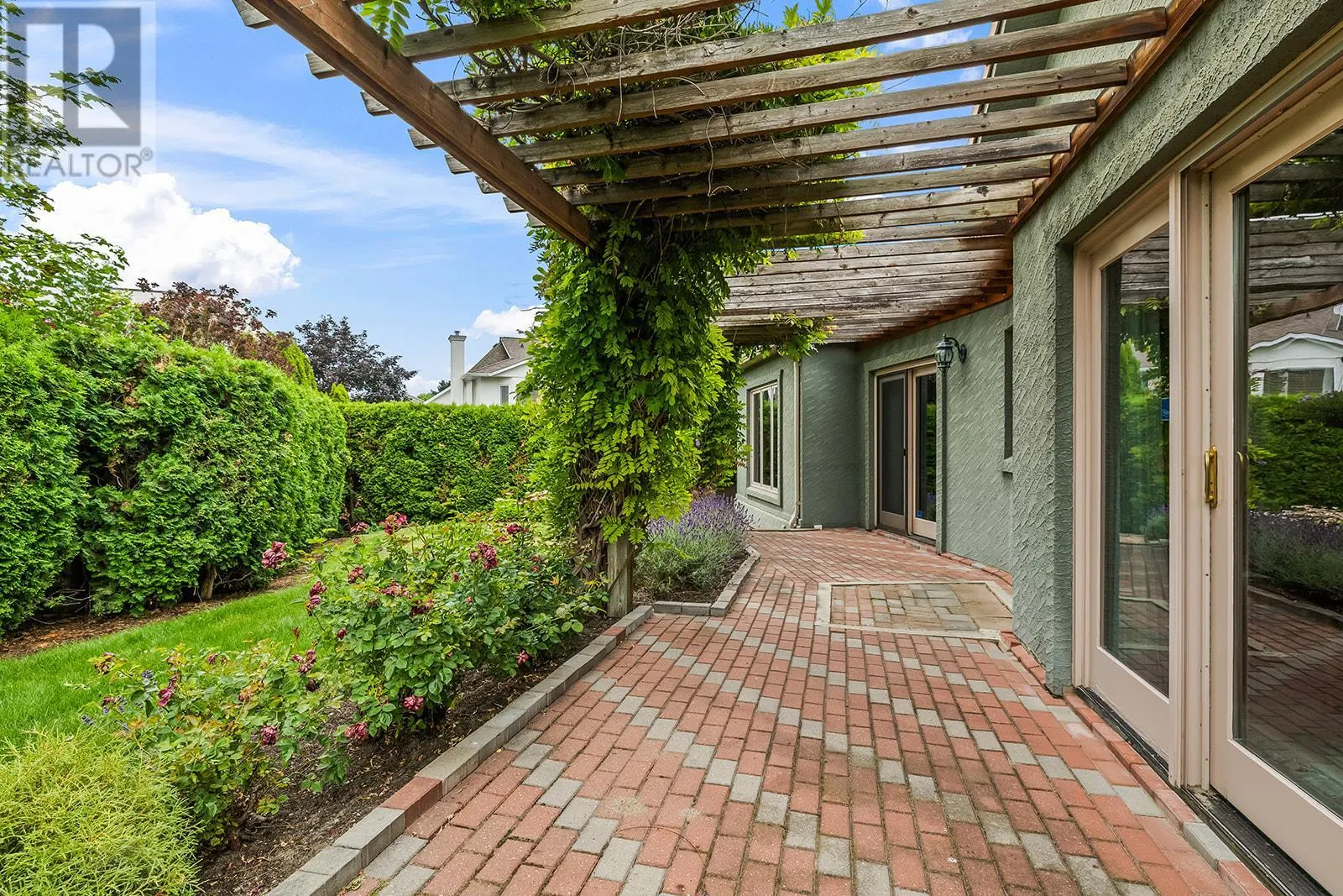 463 Carona Crescent