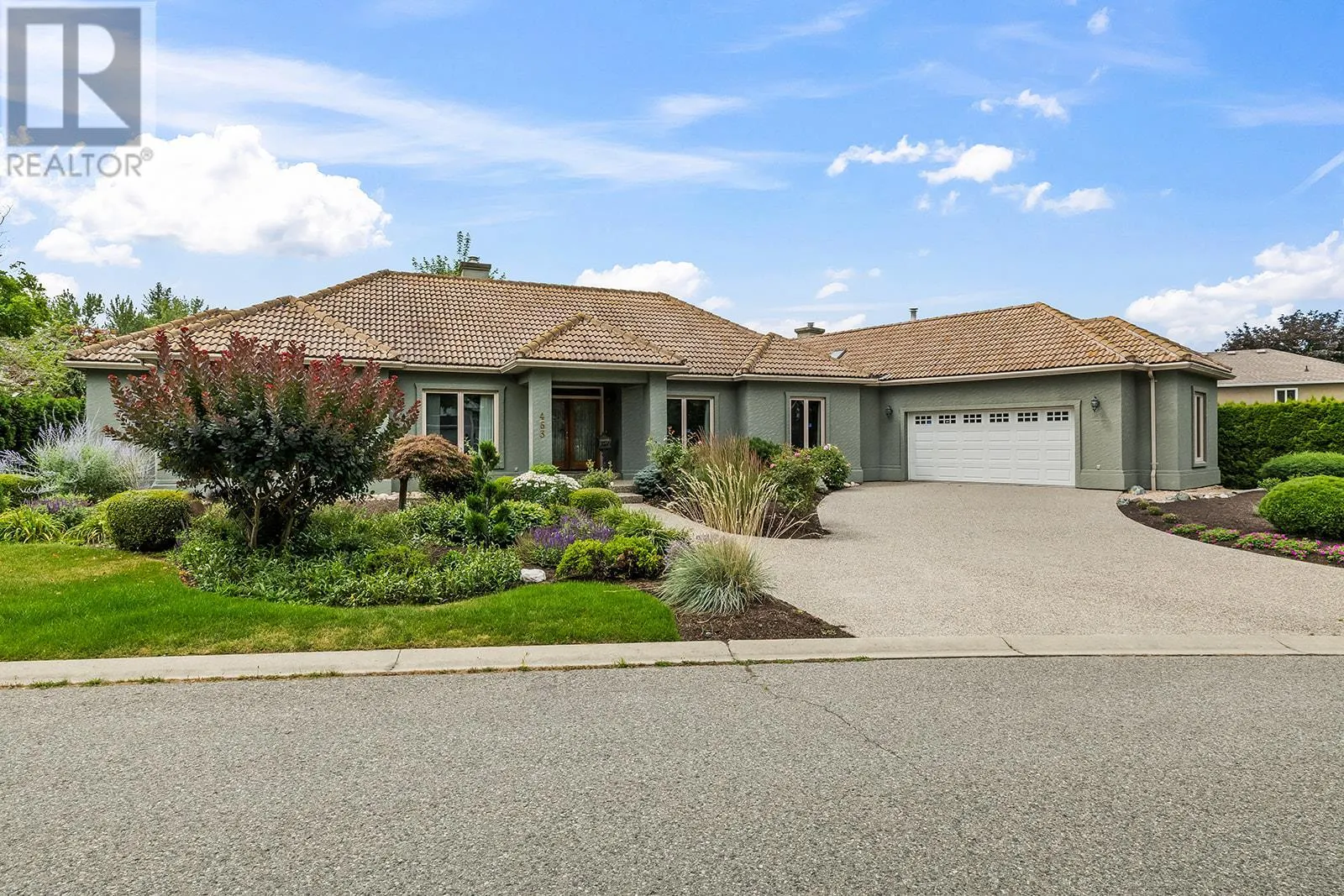 463 Carona Crescent