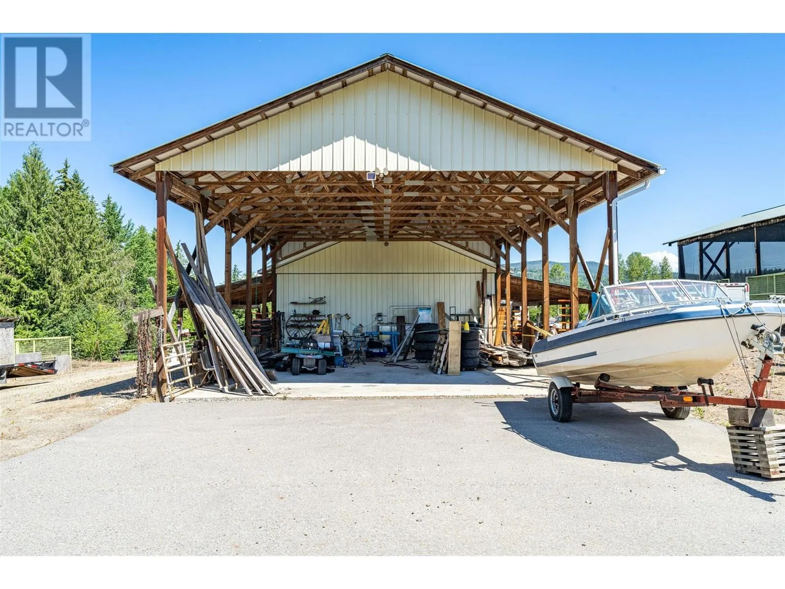 9255 Firehall Frontage Road