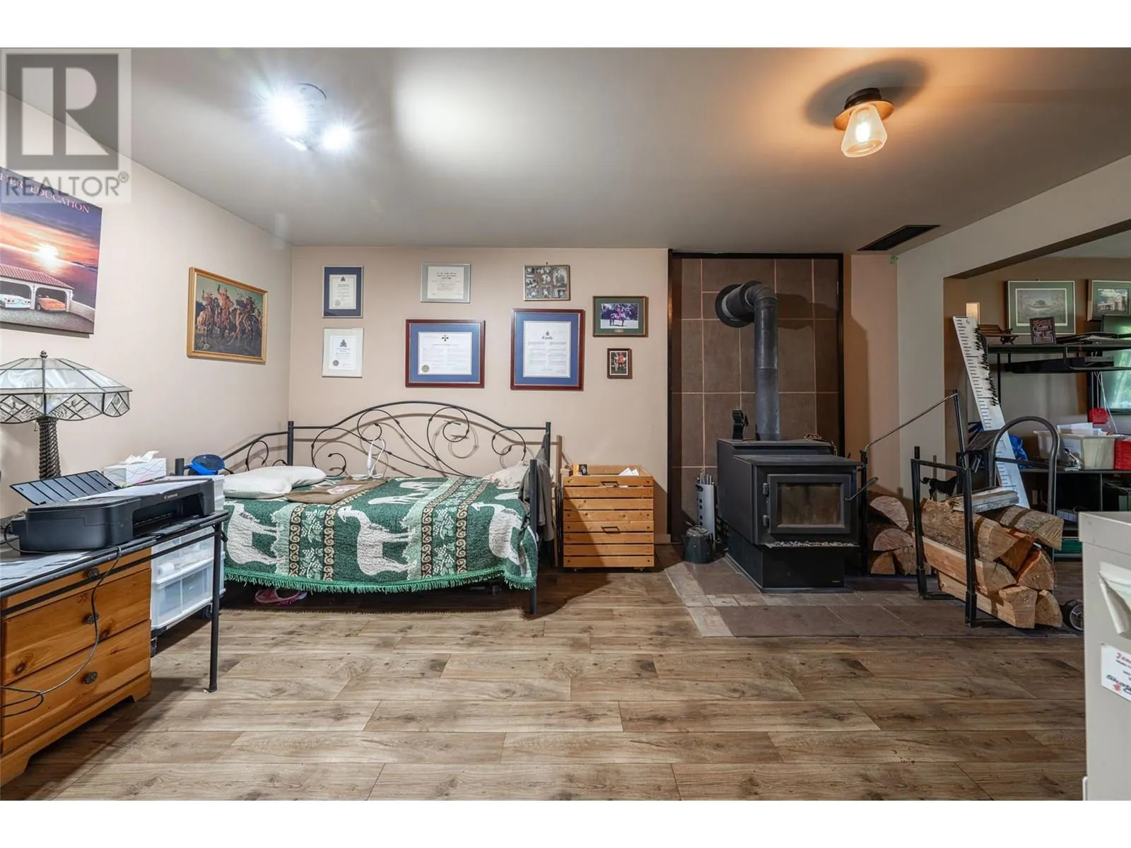 9255 Firehall Frontage Road