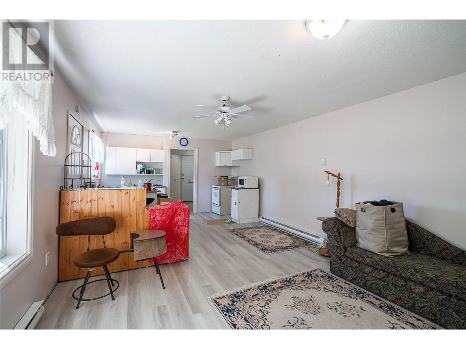 9255 Firehall Frontage Road