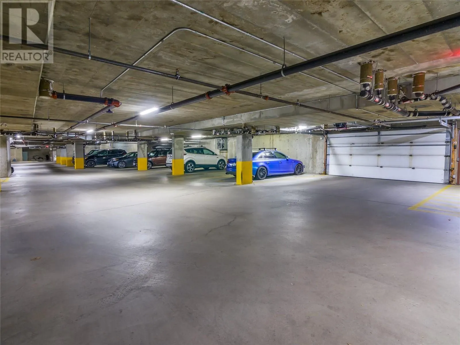 256 HASTINGS Avenue Unit# 410
