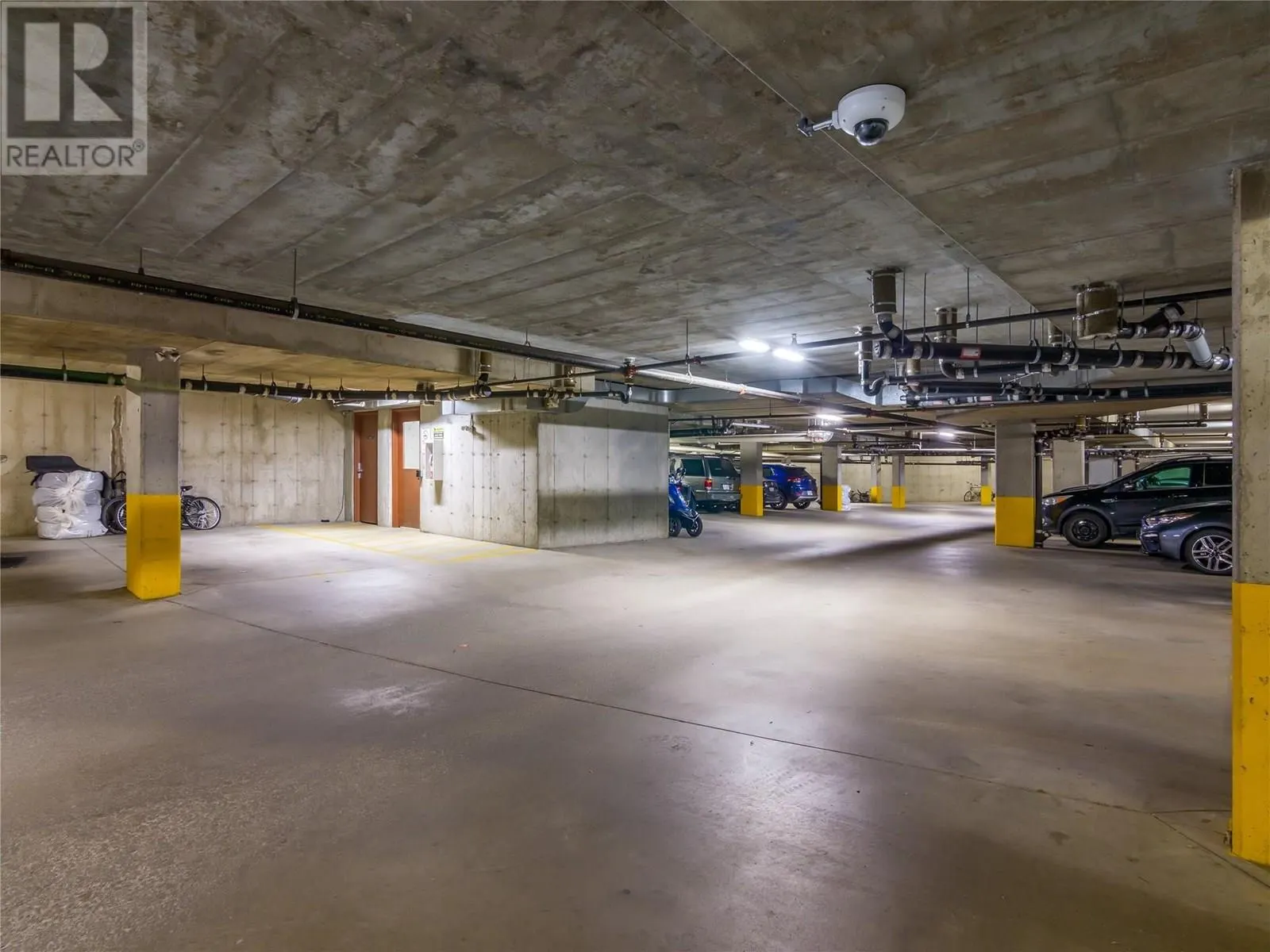 256 HASTINGS Avenue Unit# 410
