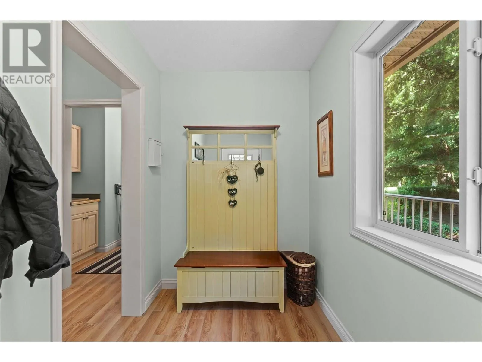 33 Old Town Road