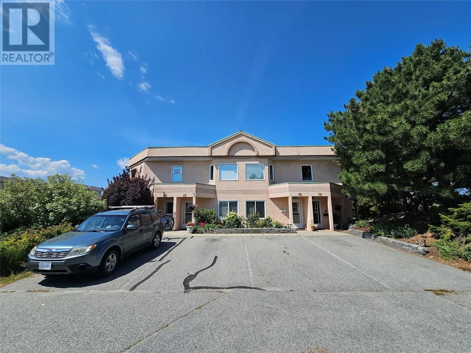 8907 Pineo Court Unit# 70