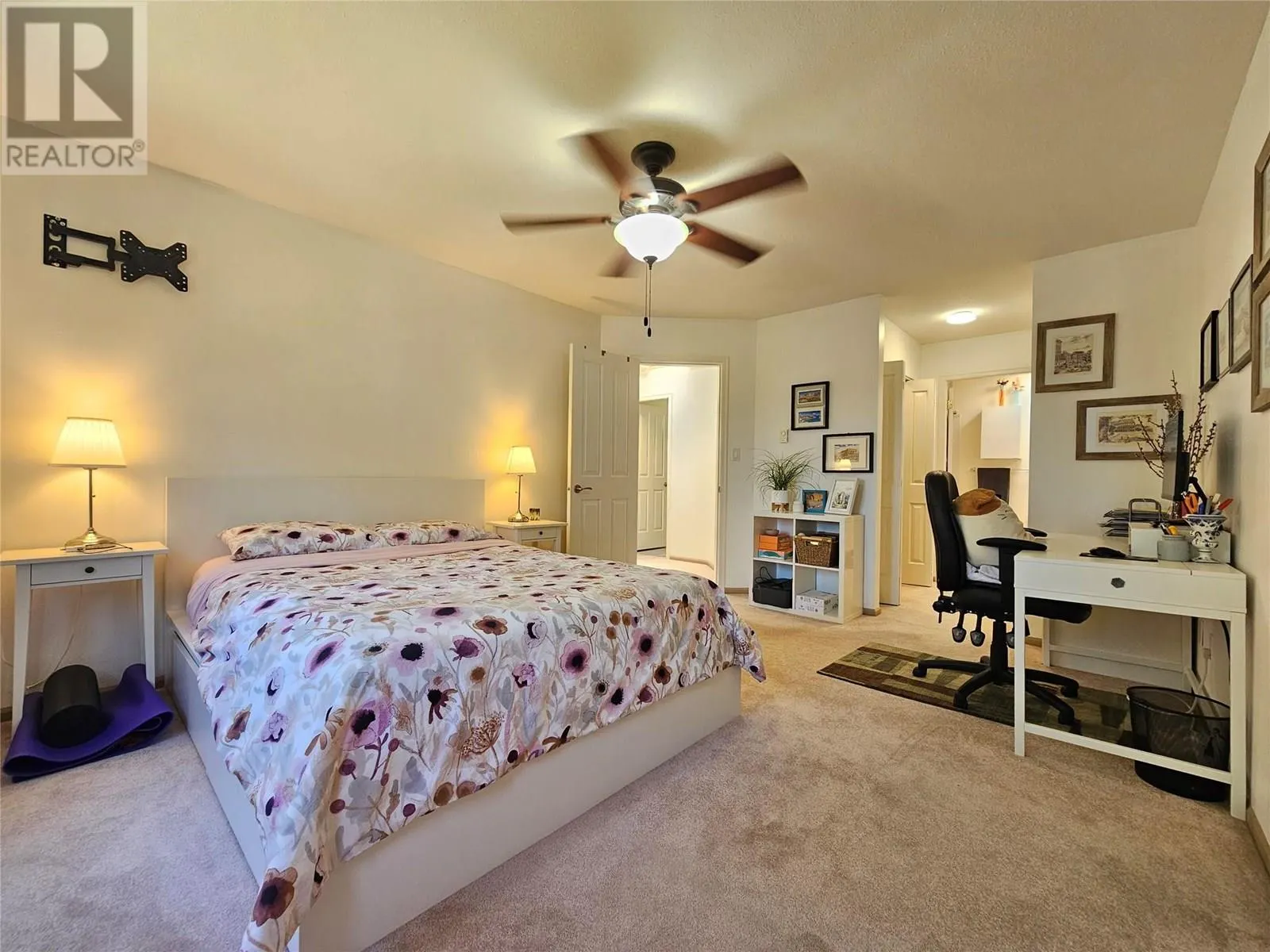 8907 Pineo Court Unit# 70