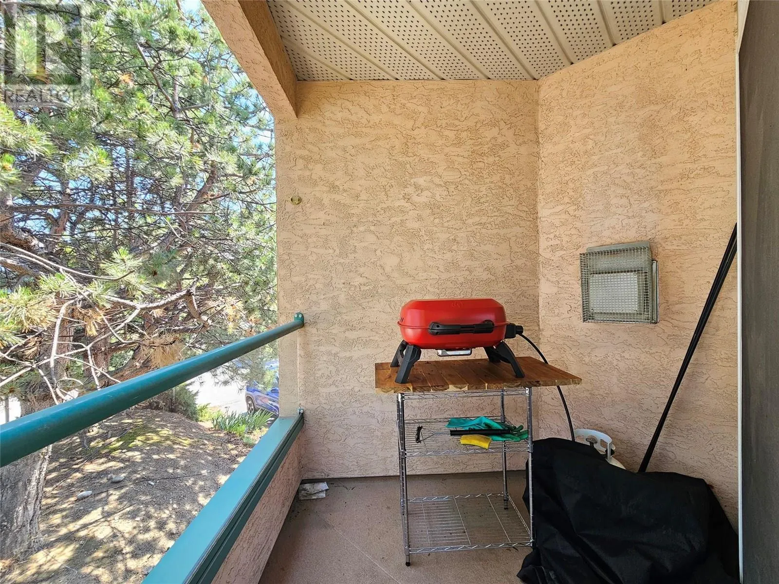 8907 Pineo Court Unit# 70