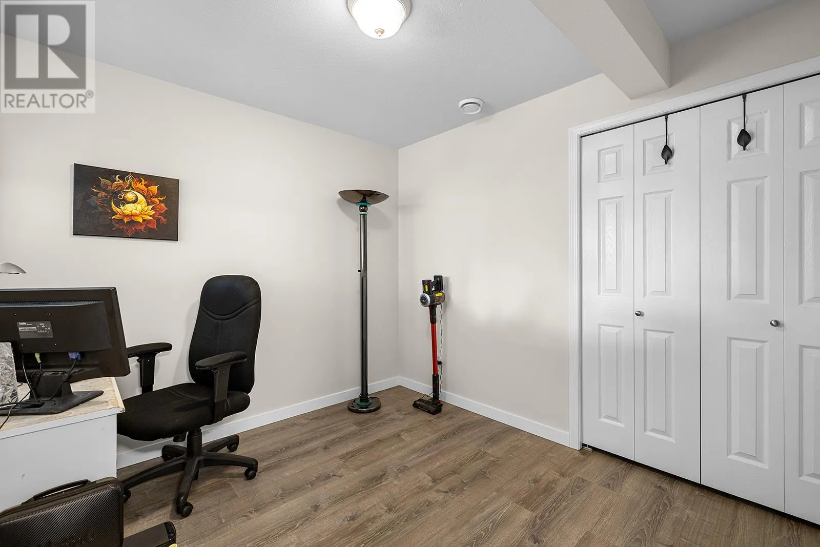 1619 Wilmot Court