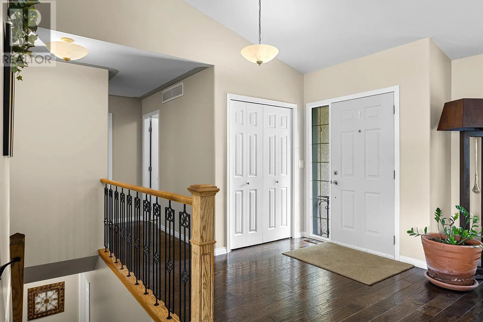 1619 Wilmot Court