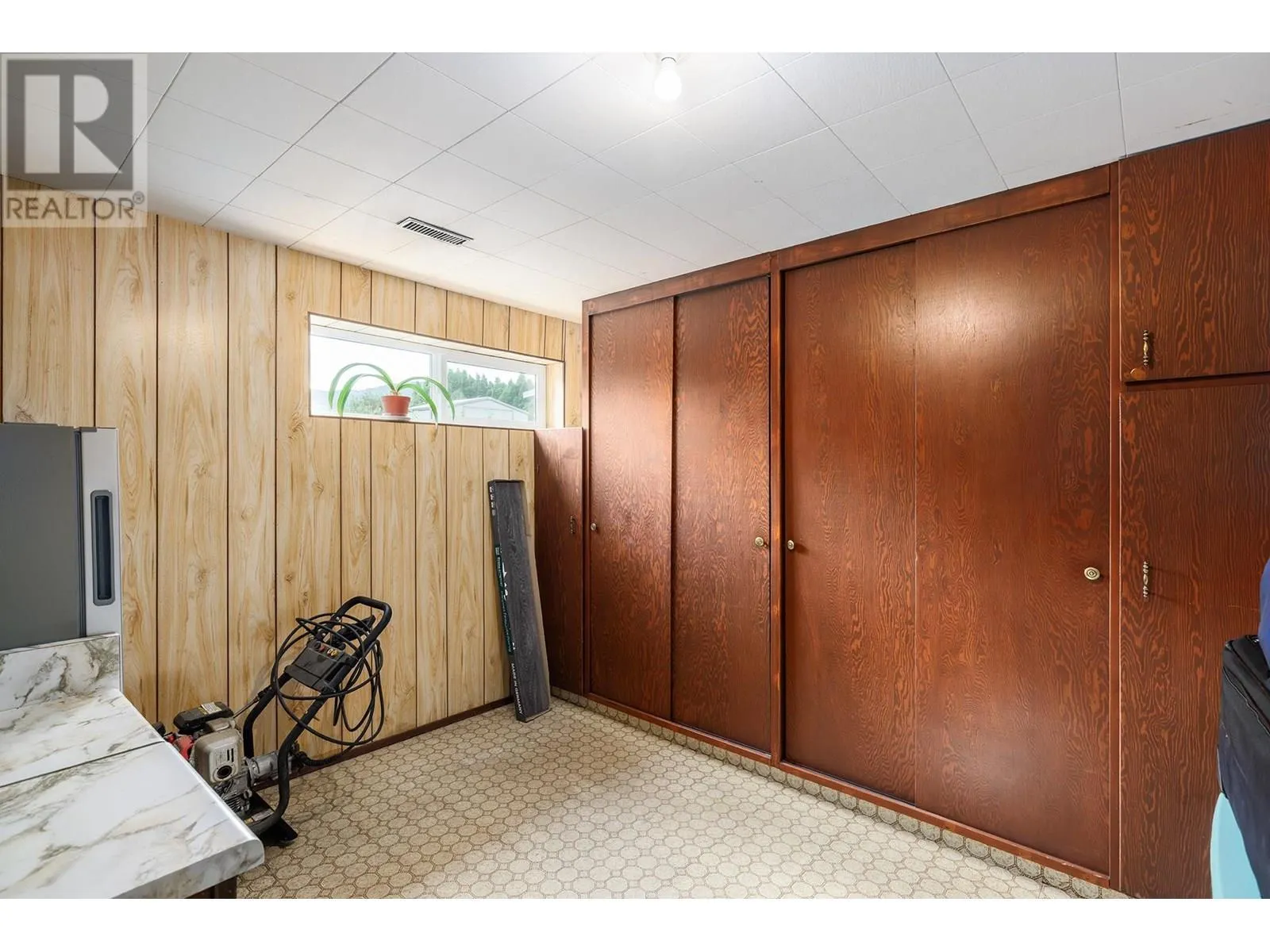 1285 Irene Road