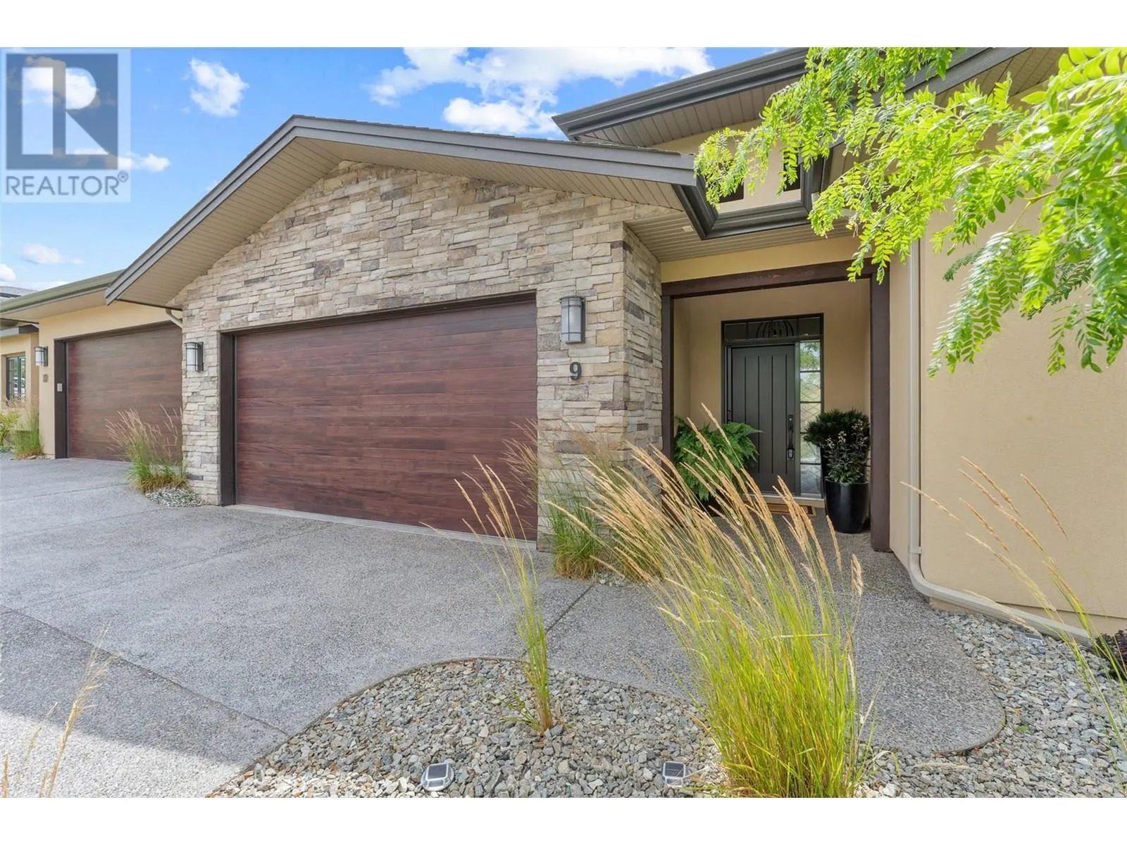 787 Kuipers Crescent Unit# 9