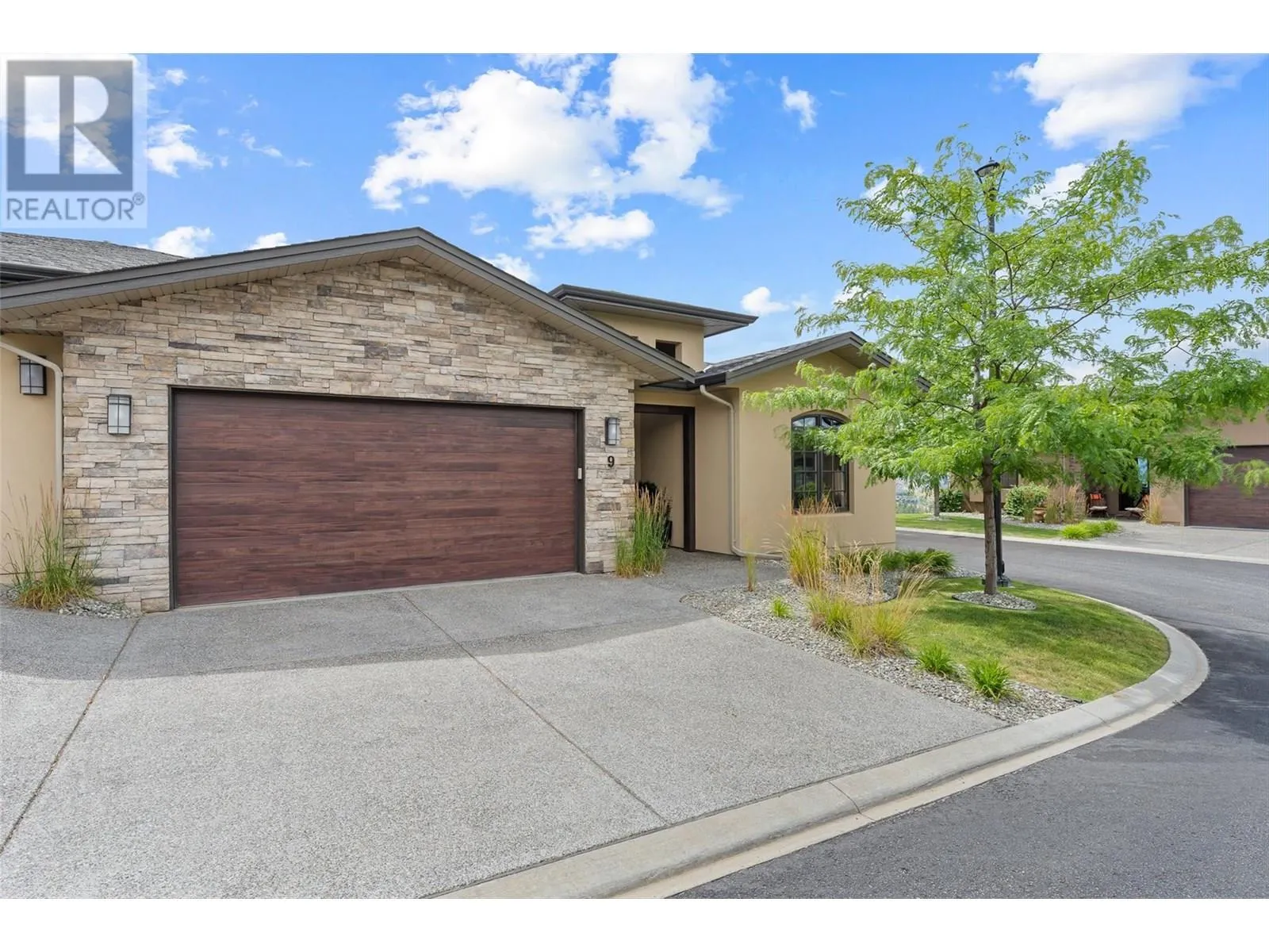 787 Kuipers Crescent Unit# 9