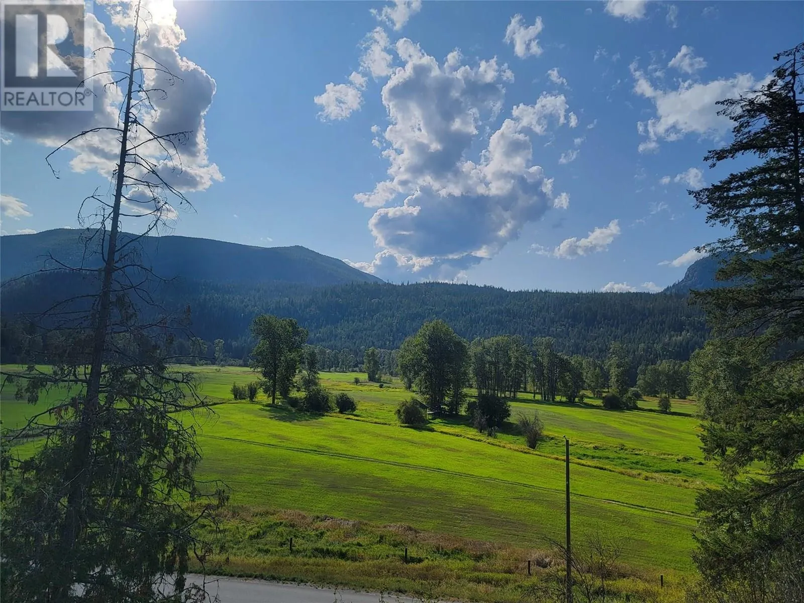 3022 Mabel Lake Road