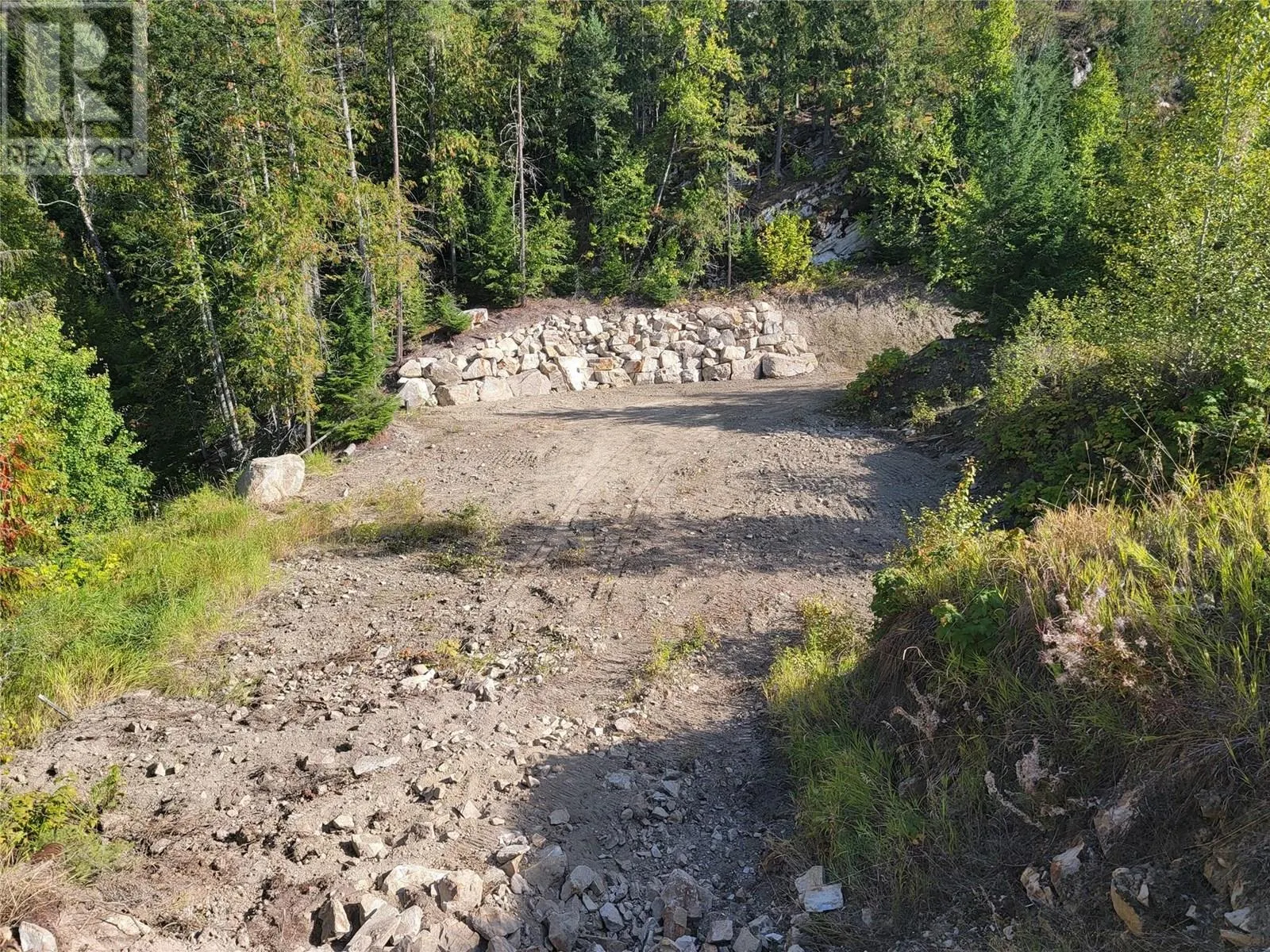 3022 Mabel Lake Road
