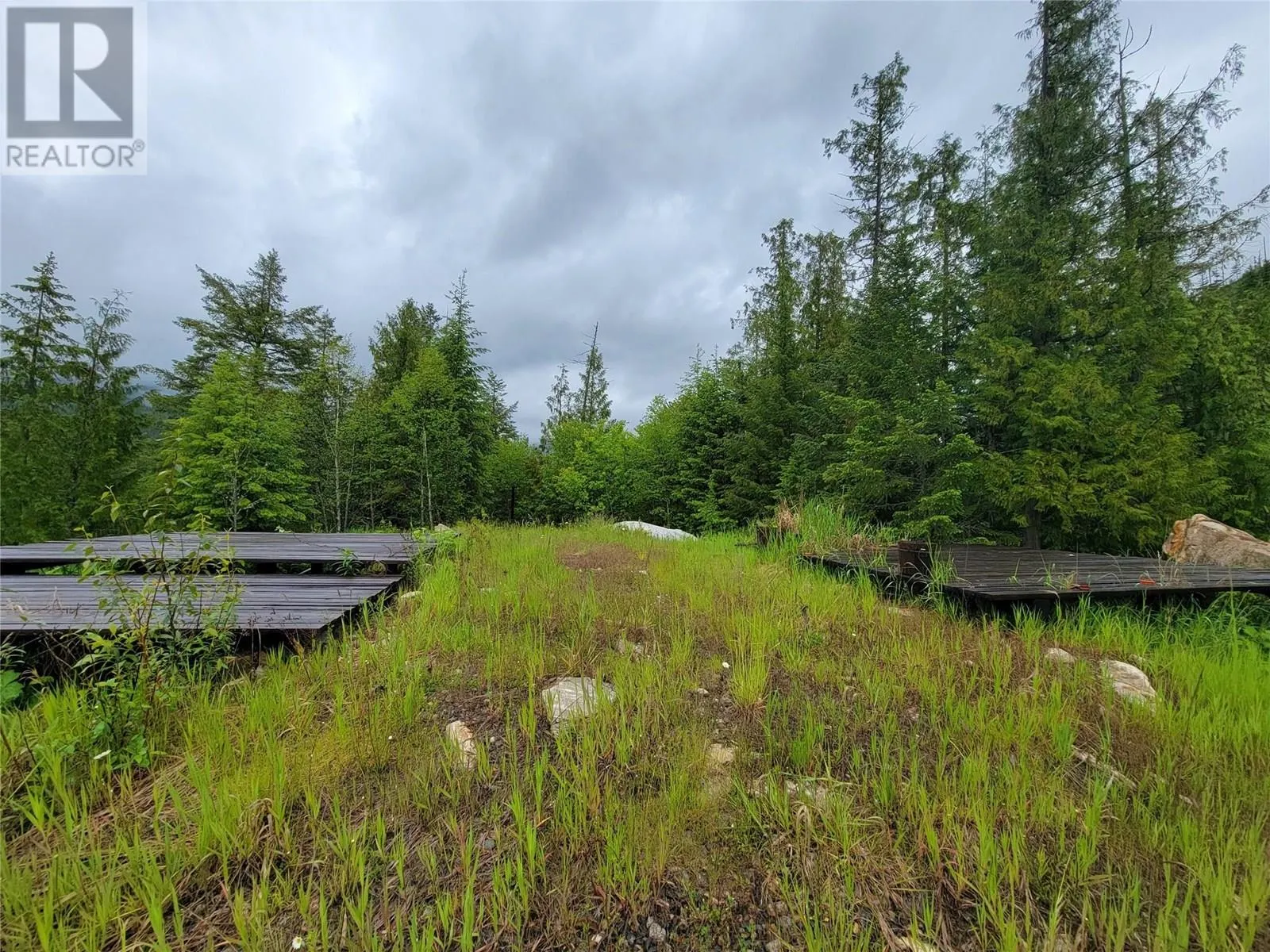 3022 Mabel Lake Road