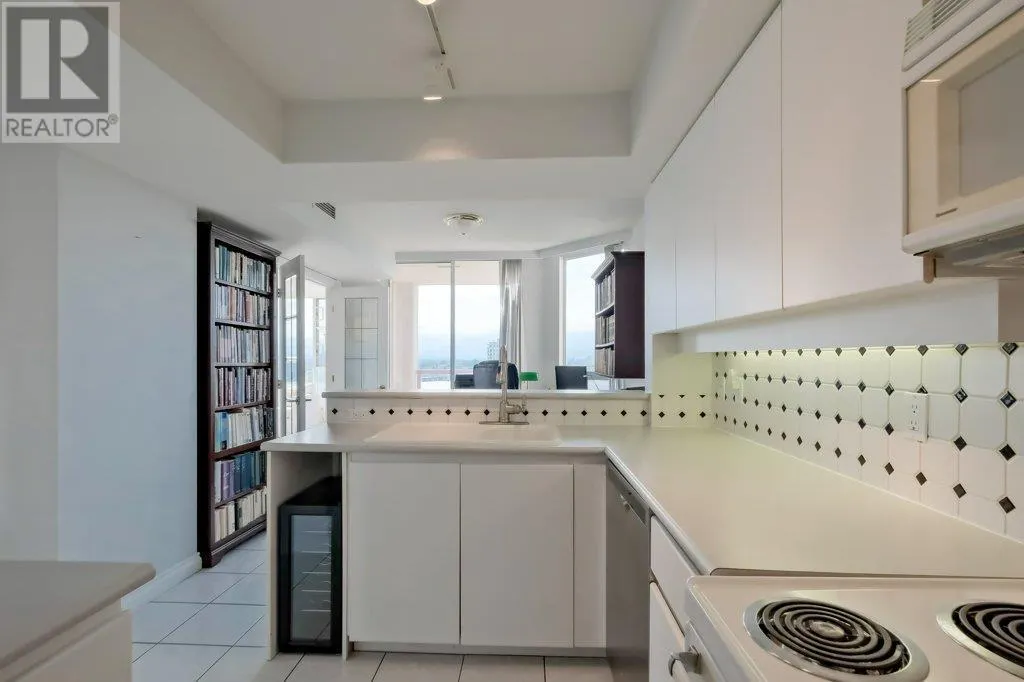 1160 Sunset Drive Unit# 1103