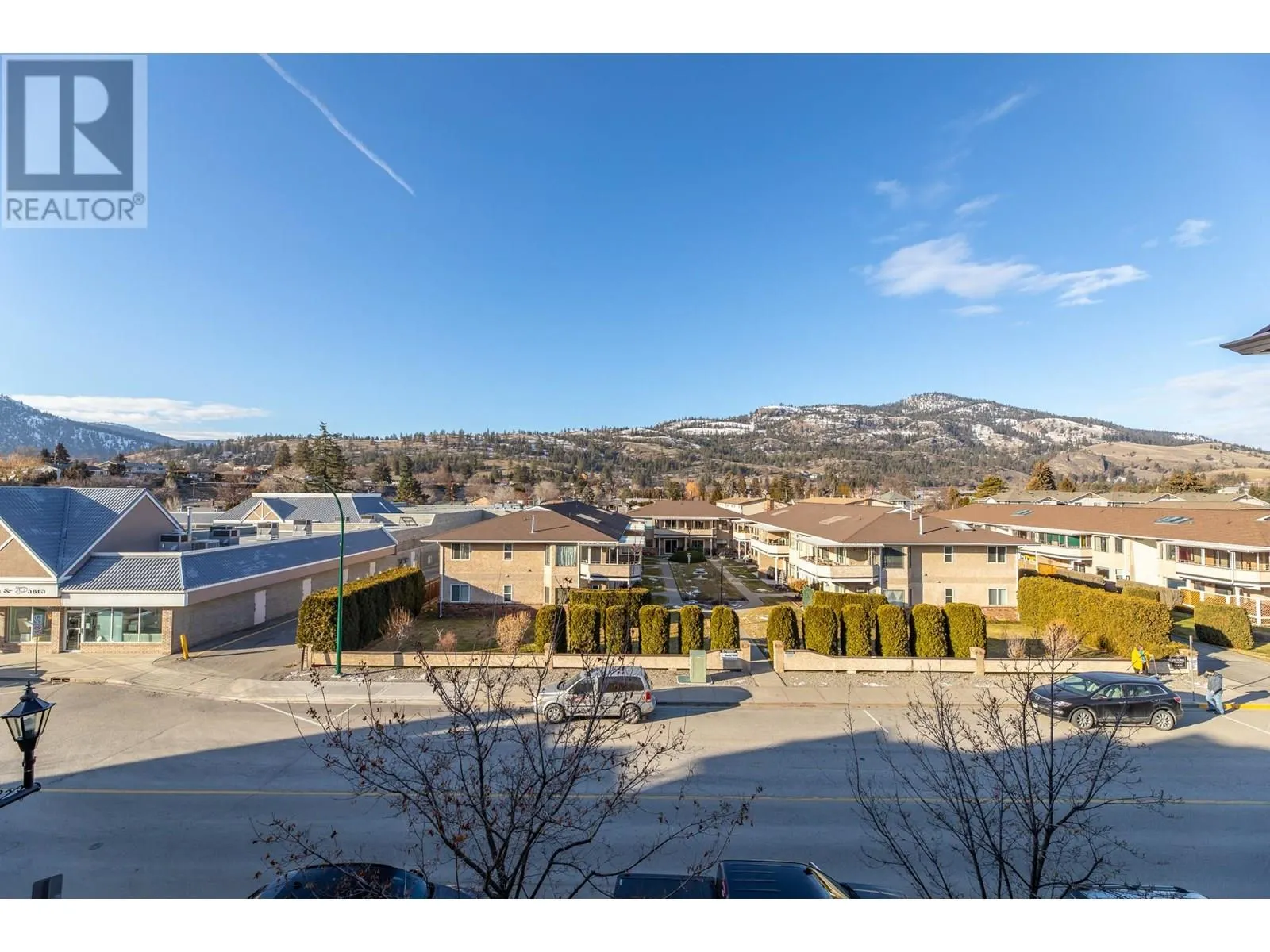 13615 VICTORIA Road Unit# 313