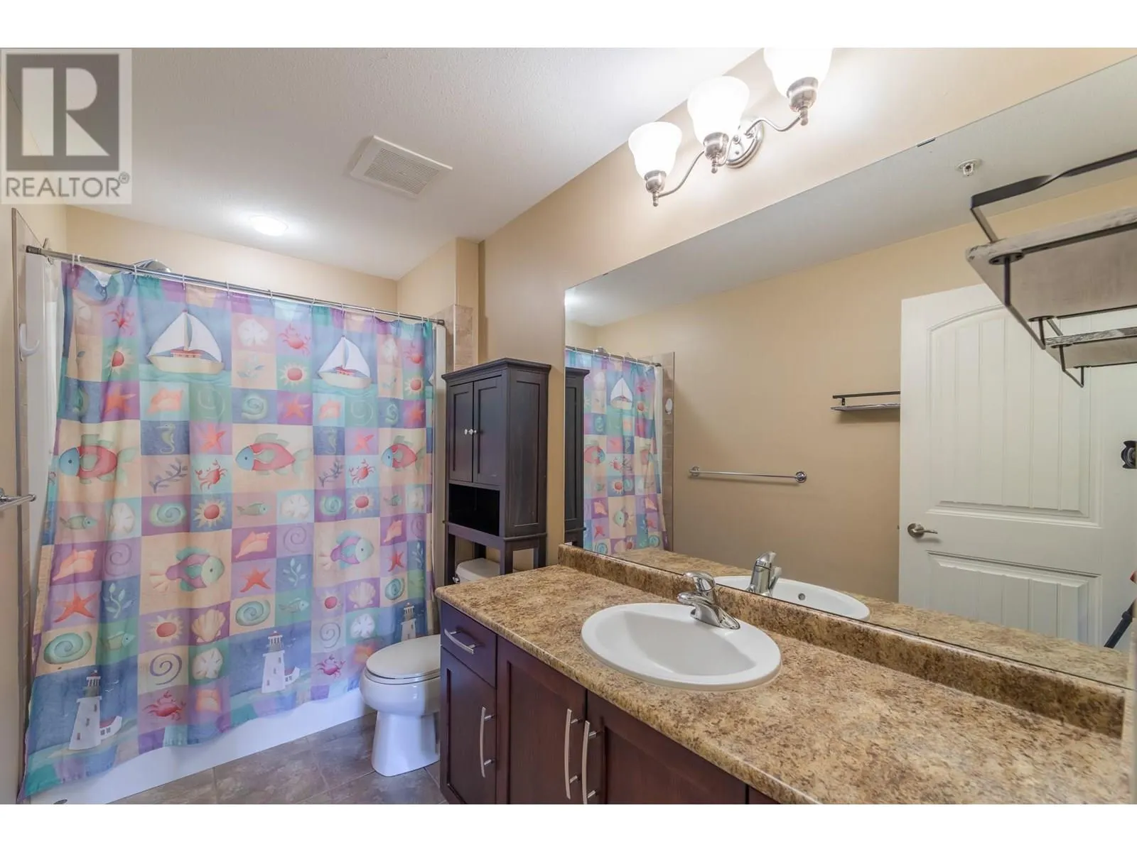 13615 VICTORIA Road Unit# 313