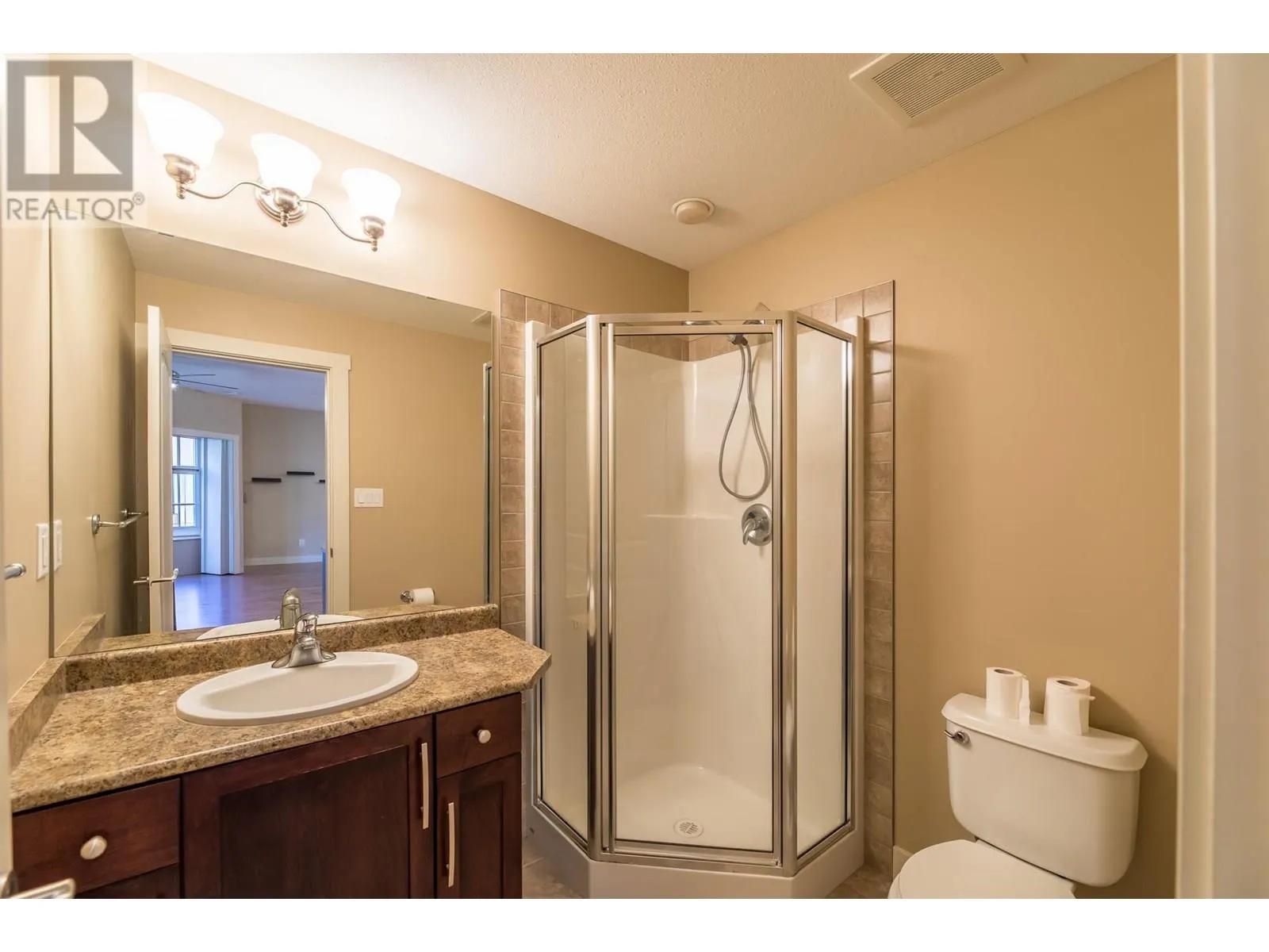 13615 VICTORIA Road Unit# 313