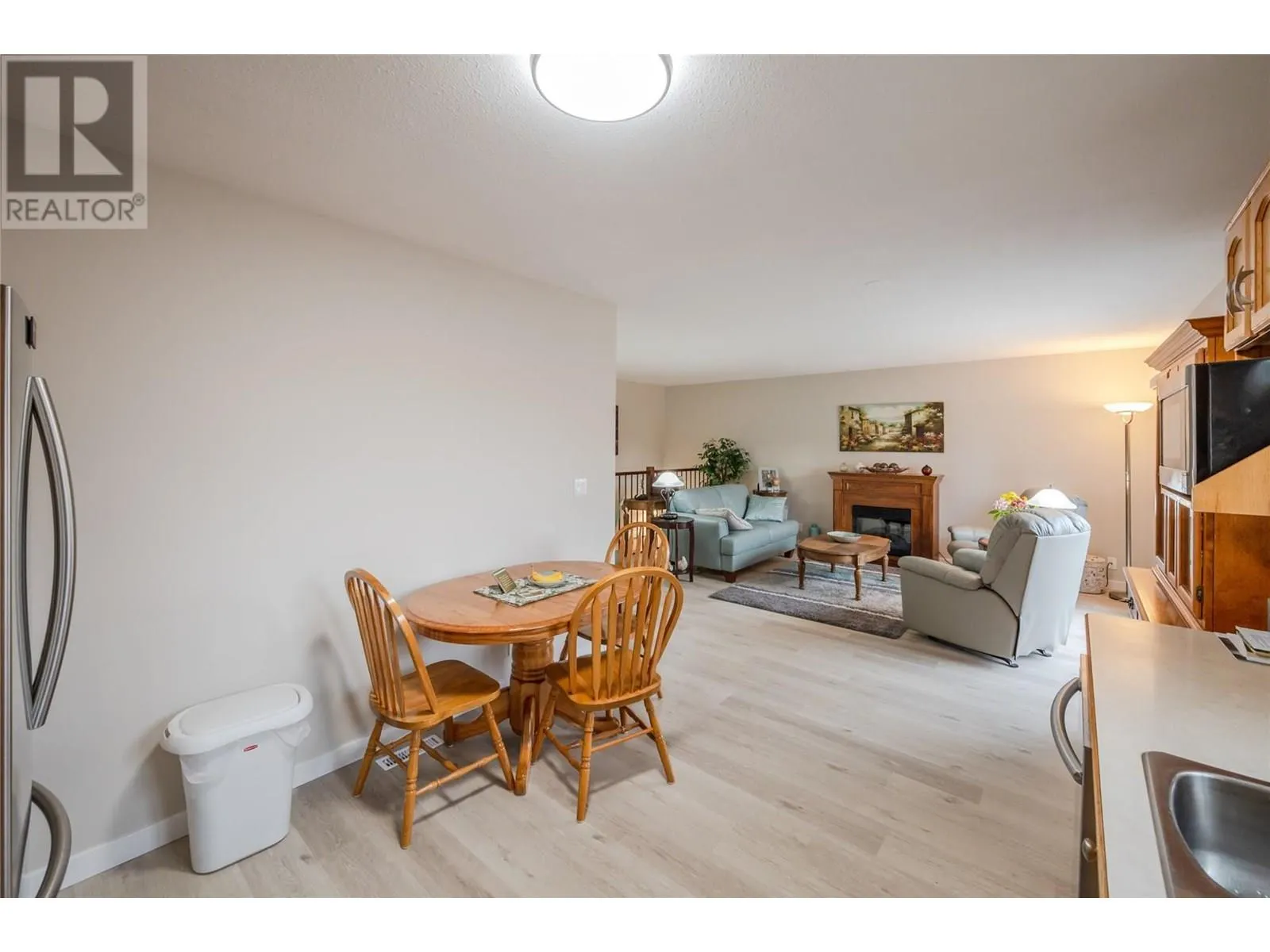 14615 Victoria Road N Unit# 3