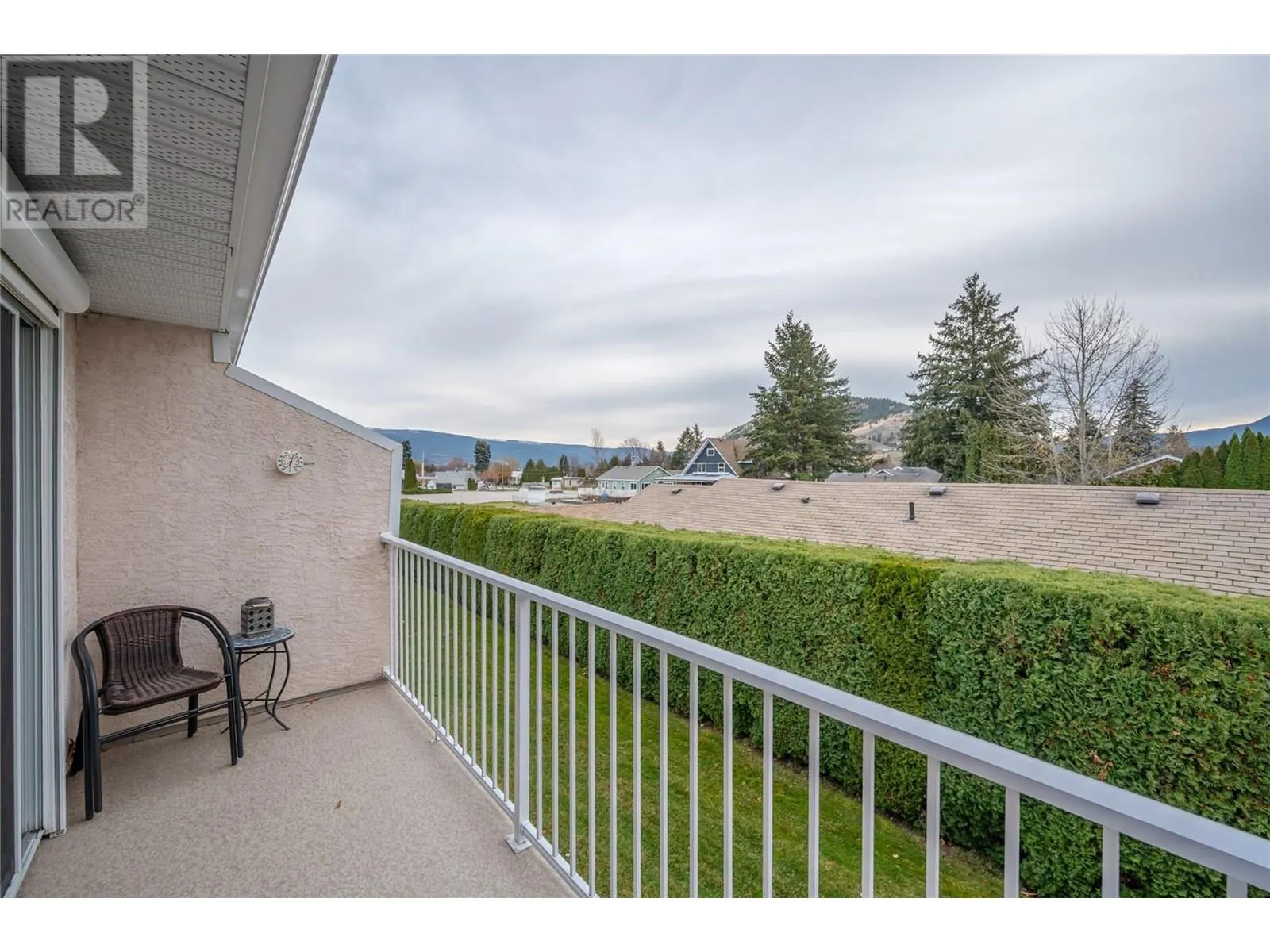 14615 Victoria Road N Unit# 3
