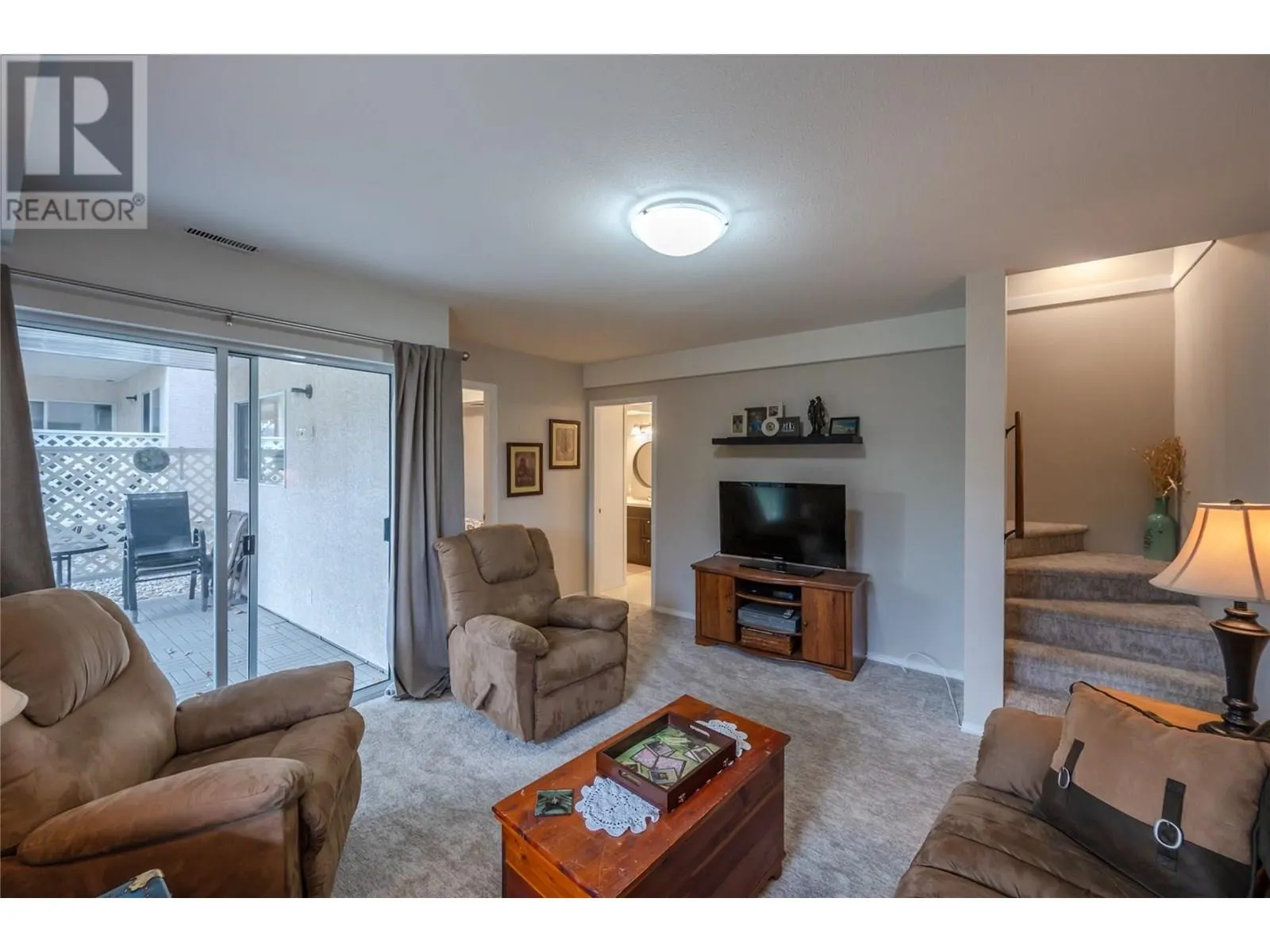 14615 Victoria Road N Unit# 3