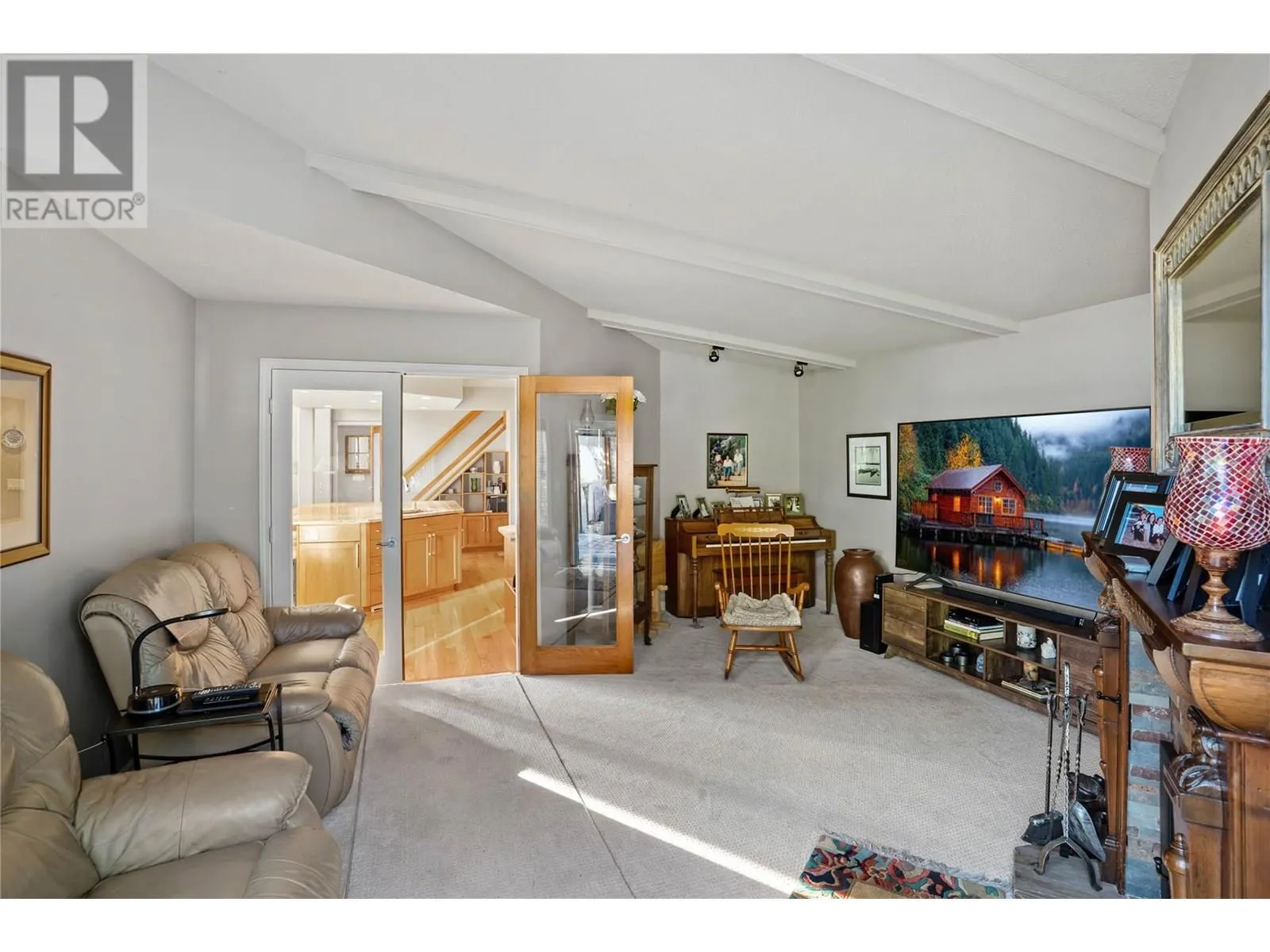 1988 Dewdney Road
