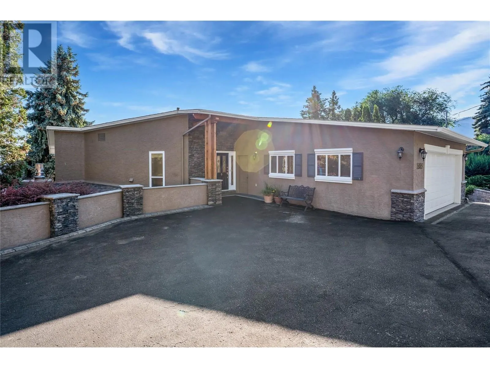 1988 Dewdney Road