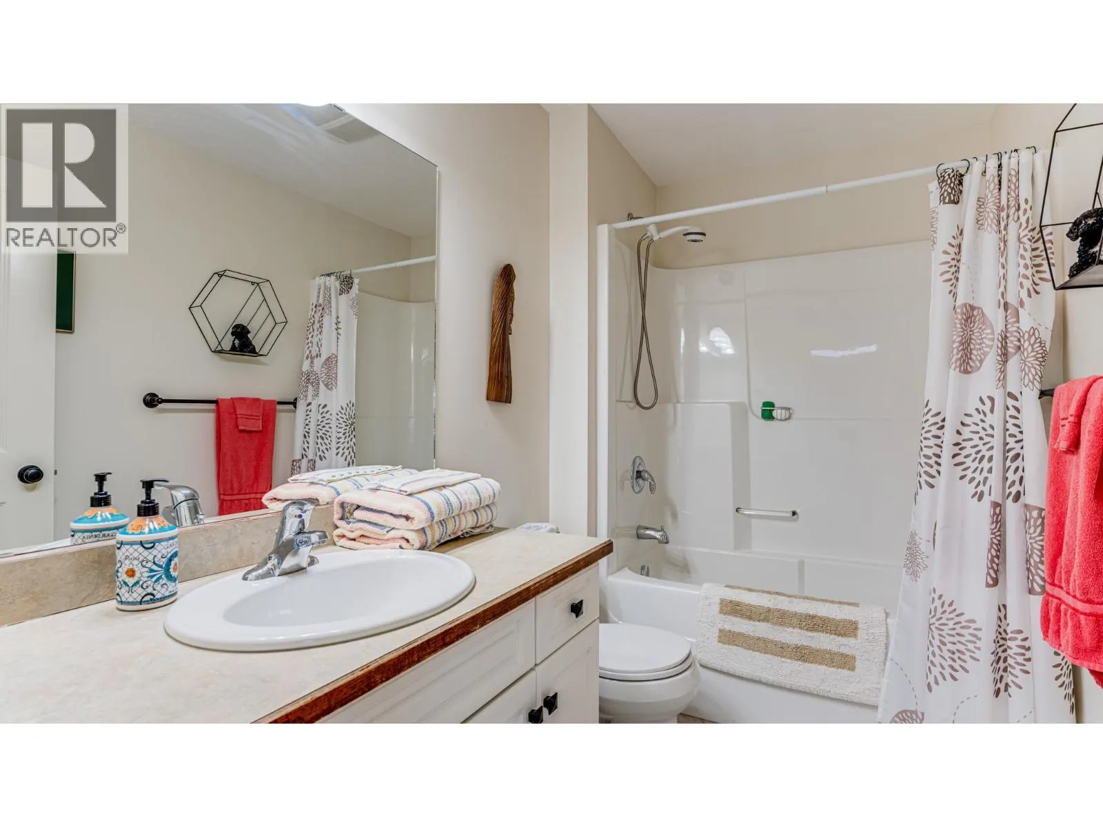 2751 15 Avenue NE Unit# 2 Lot# 2