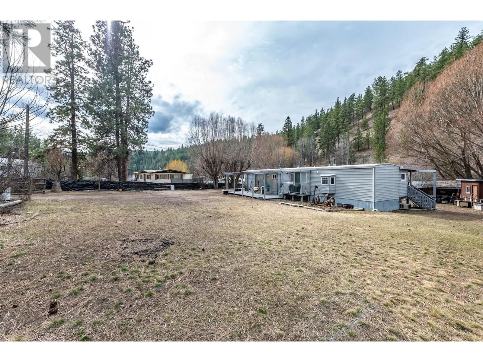 140 FISH LAKE Road