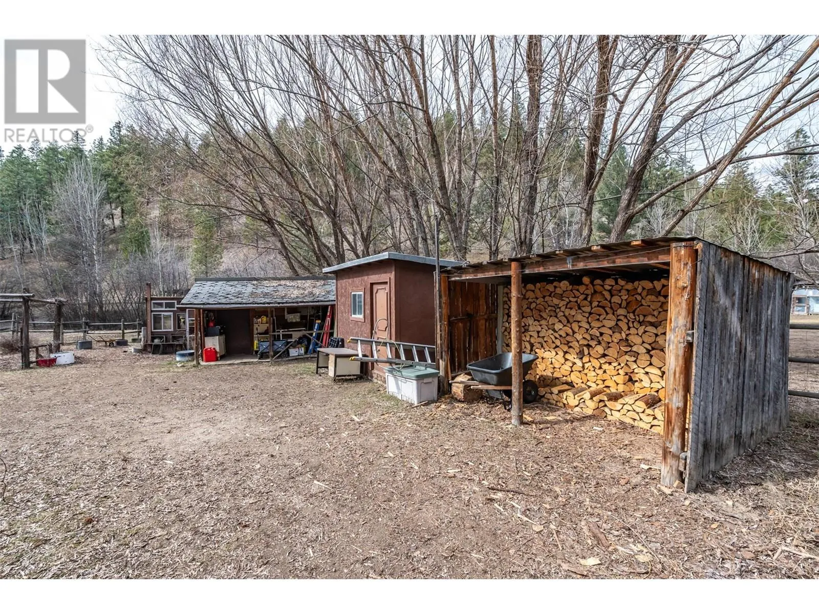 140 FISH LAKE Road